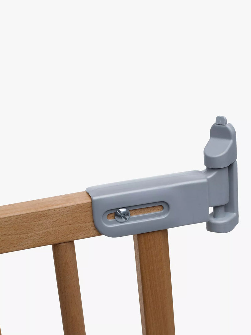 BabyDan Flexifit wooden safety gate Beechwood - British product
