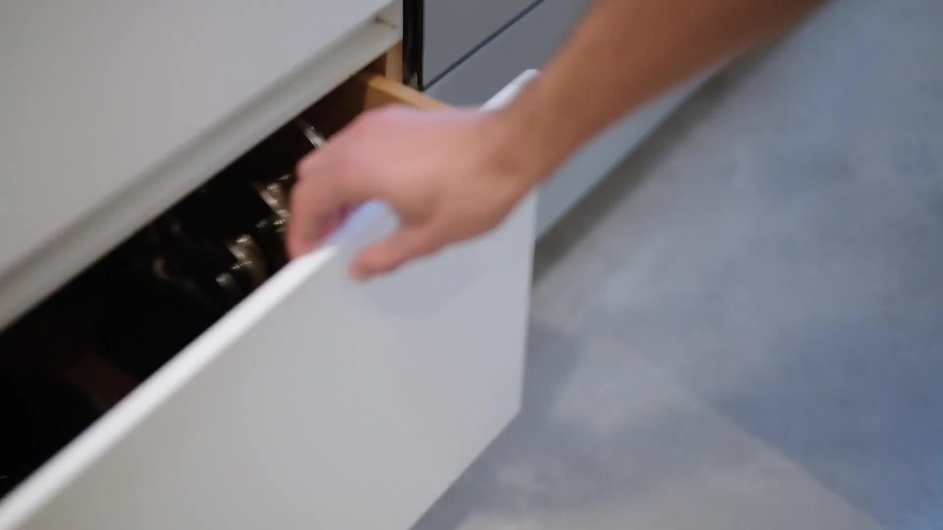 Joseph Joseph freestanding pan lid storage holder for three lids, UK version