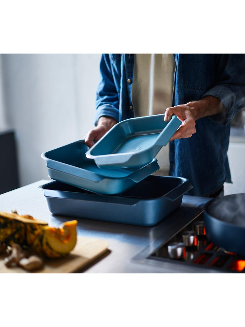Joseph Joseph non-stick roasting tray carbon steel large, UK version