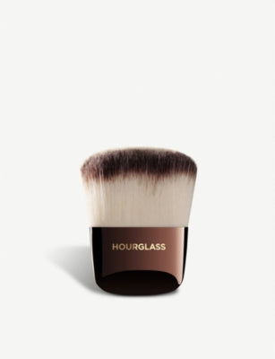 Hourglass Ambient Powder Brush for makeup, UK version