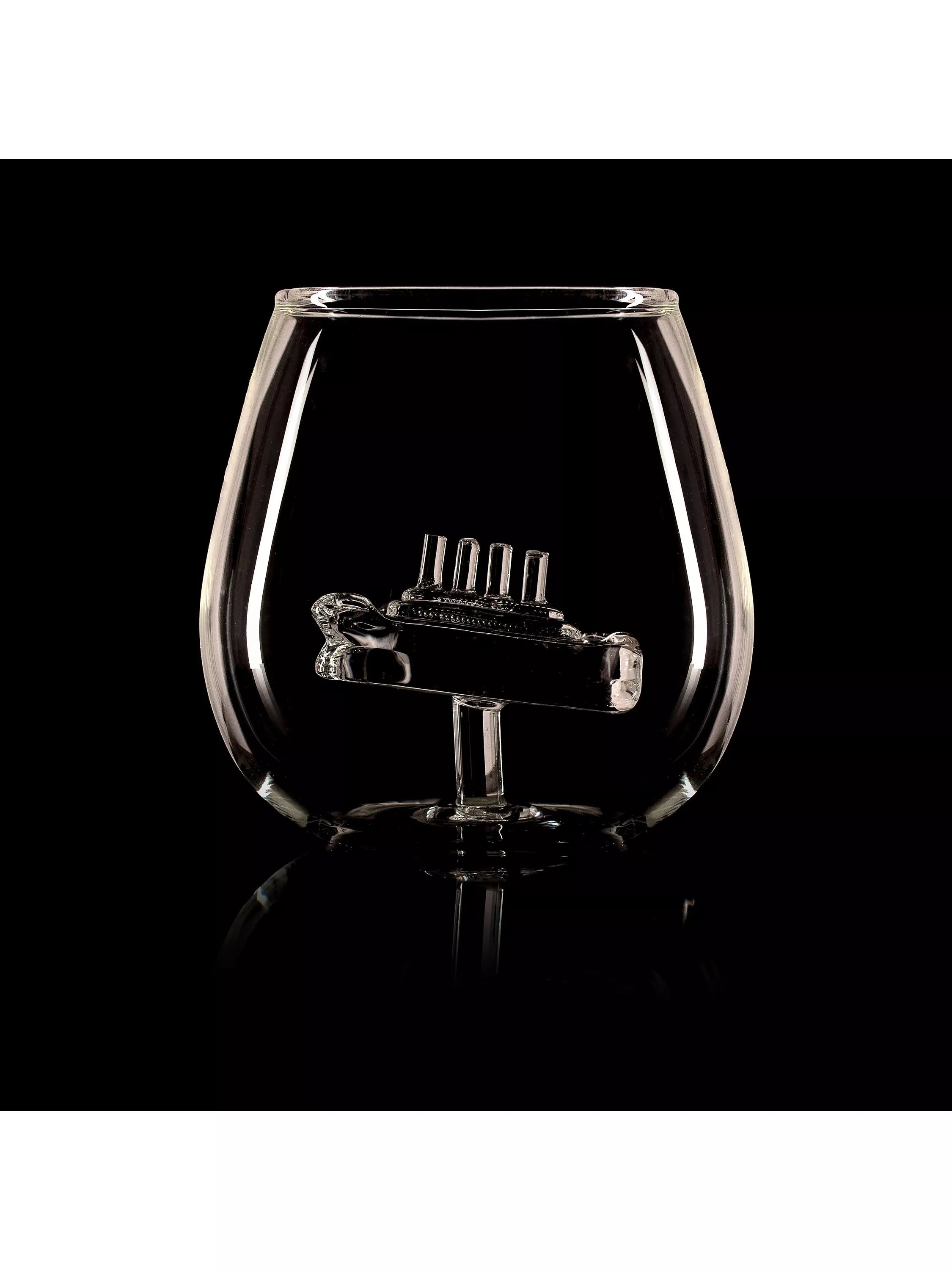 Bar Bespoke clear glass tumbler with handmade ship inside, 500ml - British product