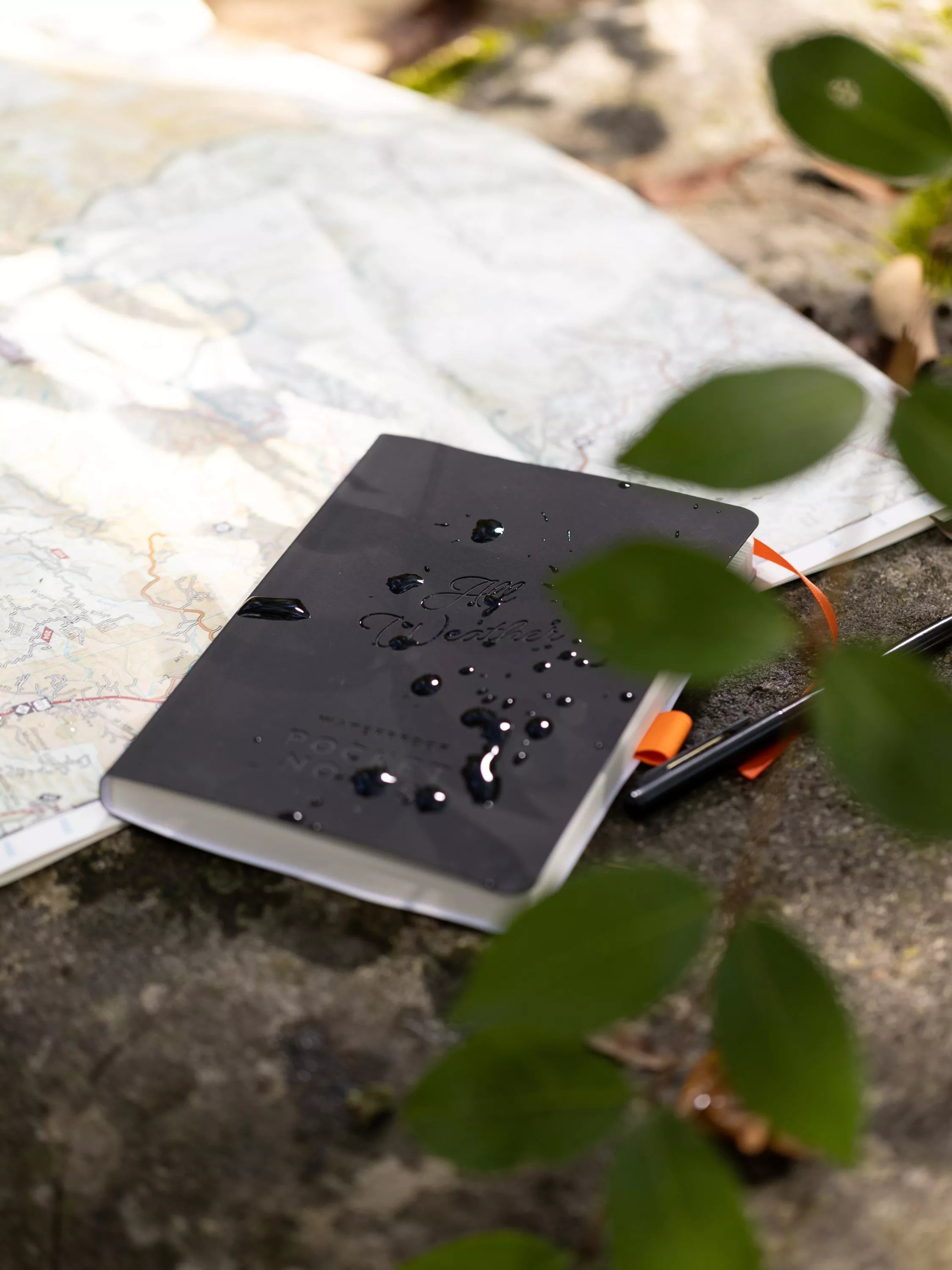 Gentlemen's Hardware Waterproof Notebook Black, UK version