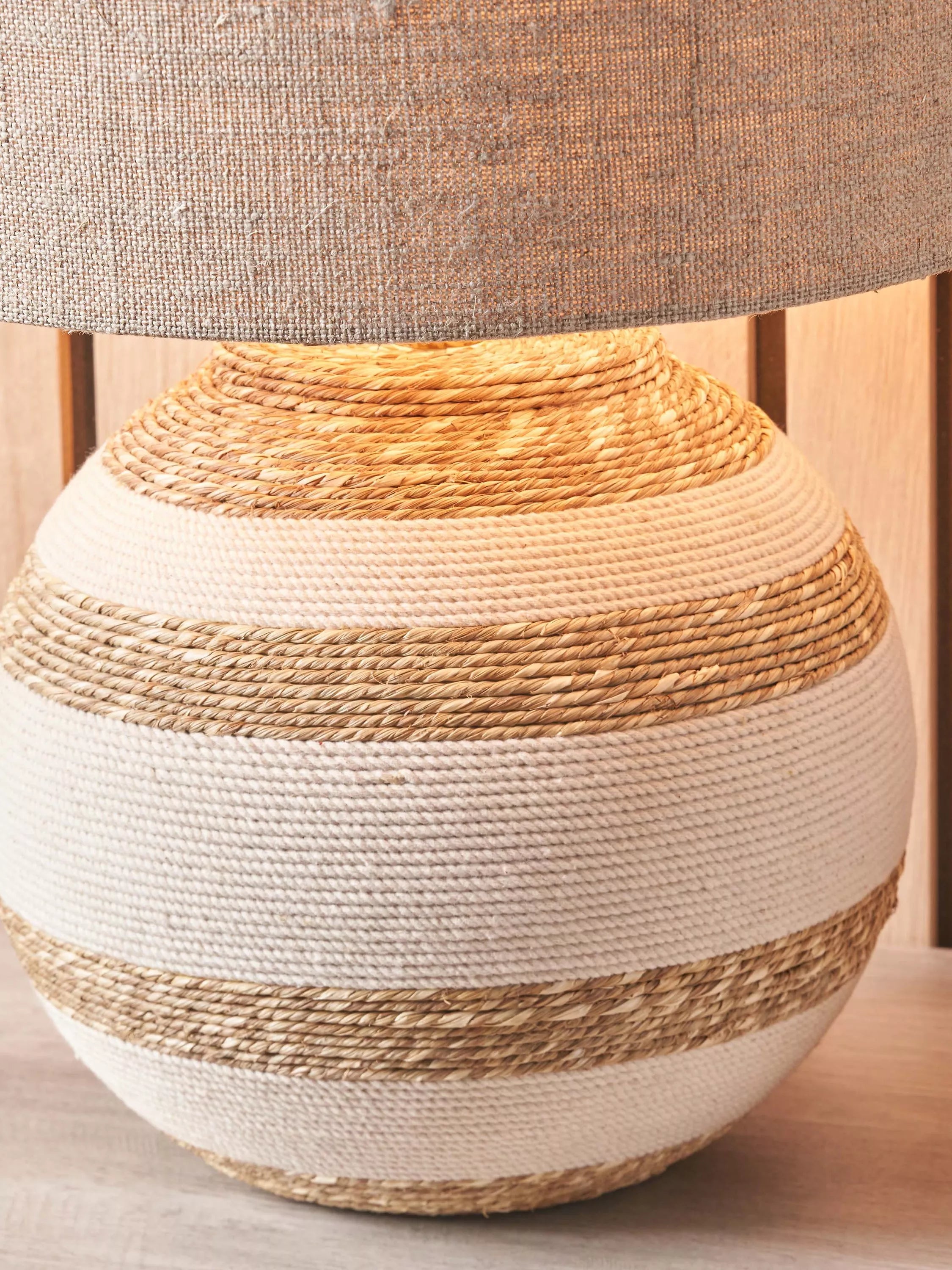 Pacific Talalla seagrass table lamp, Natural - British product