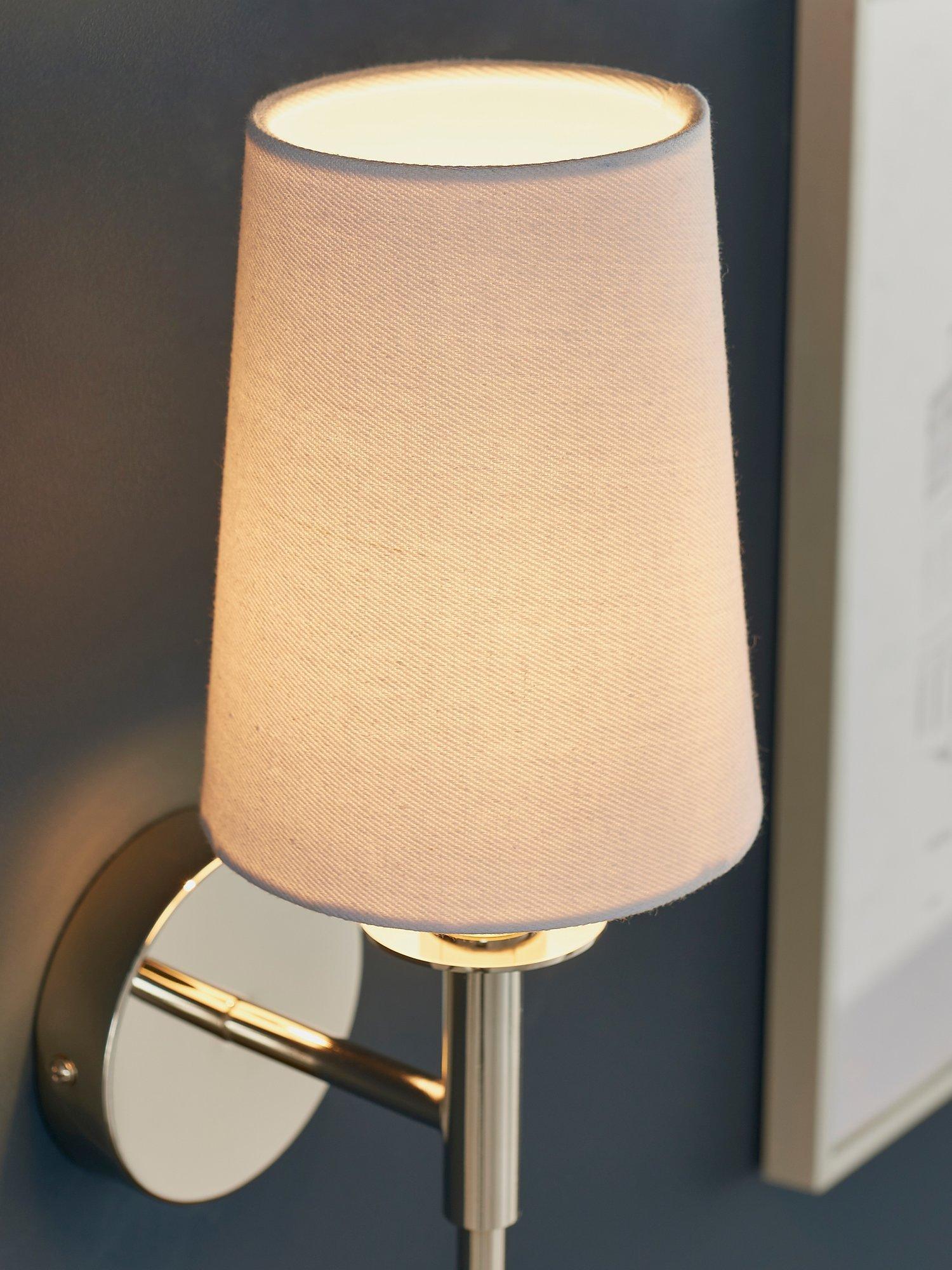 Applique murale Bay Lighting Louis Long Line - produit britannique