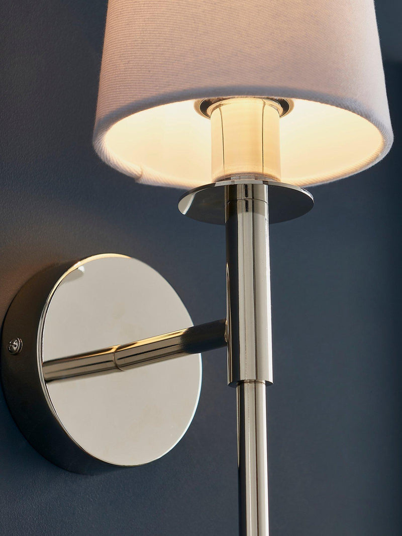 Applique murale Bay Lighting Louis Long Line - produit britannique