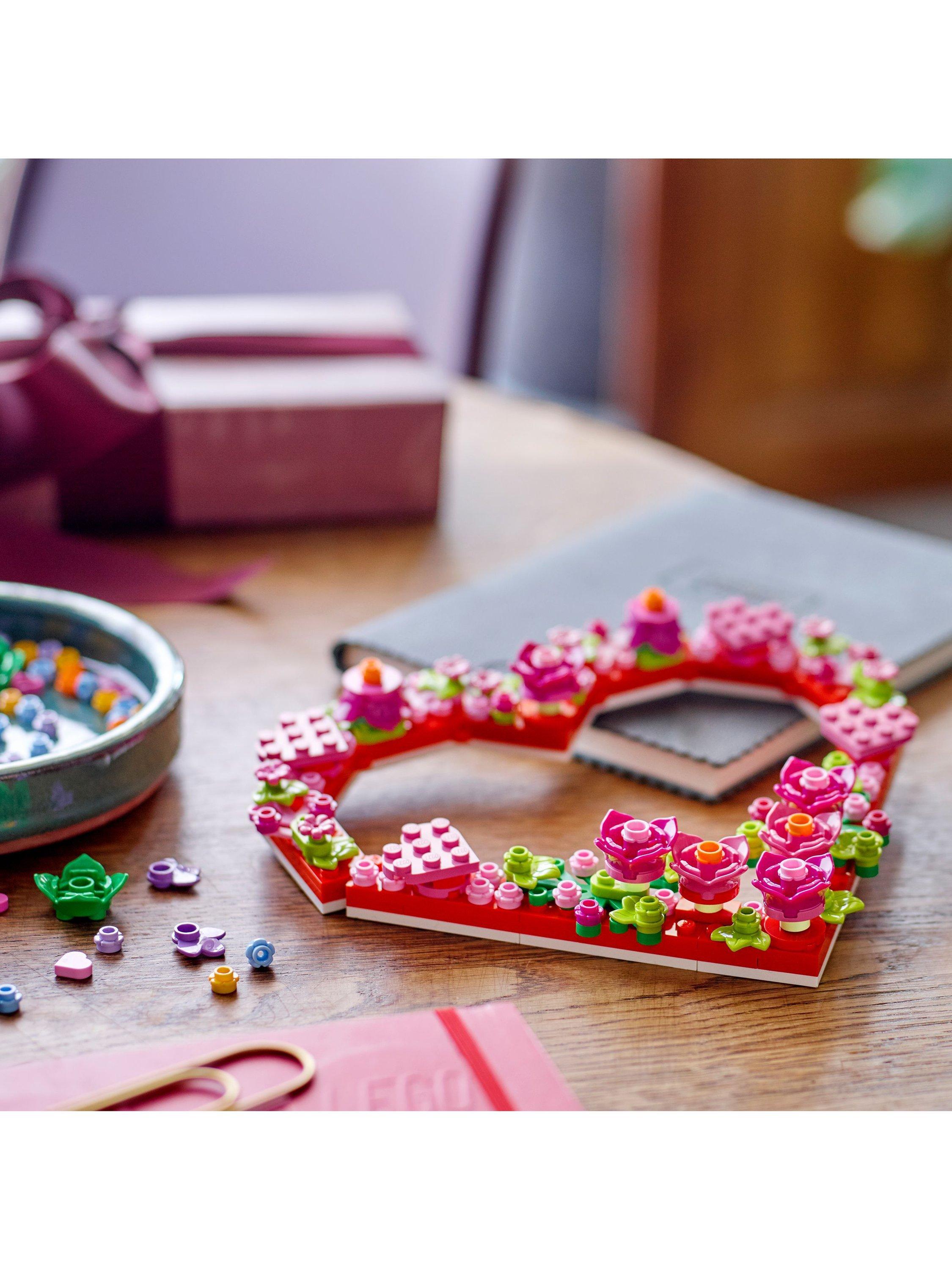 LEGO Heart Ornament building toy with 254 pieces, imported from the UK