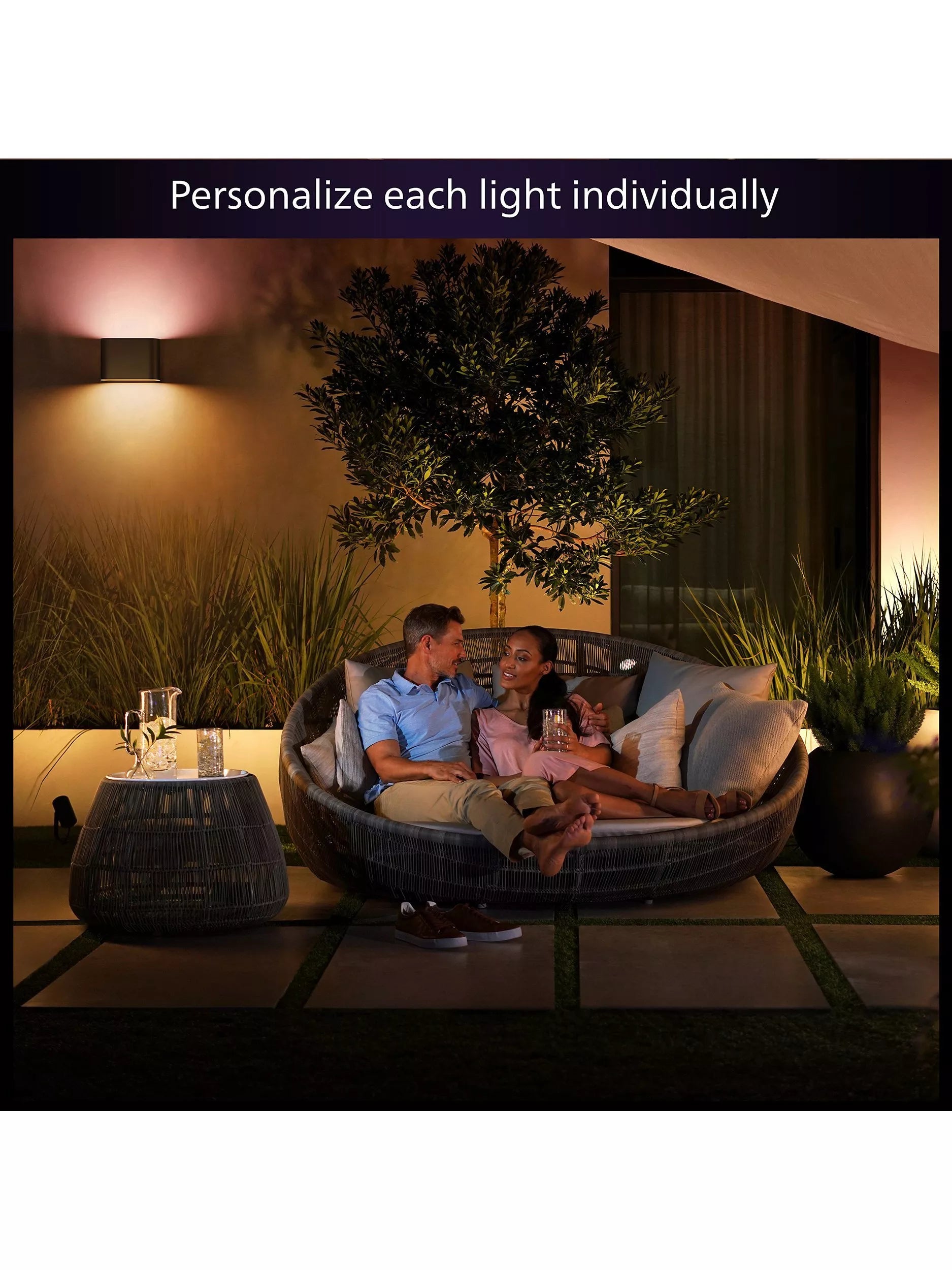 Philips Hue Dymera smart wall light dual beam (British brand)