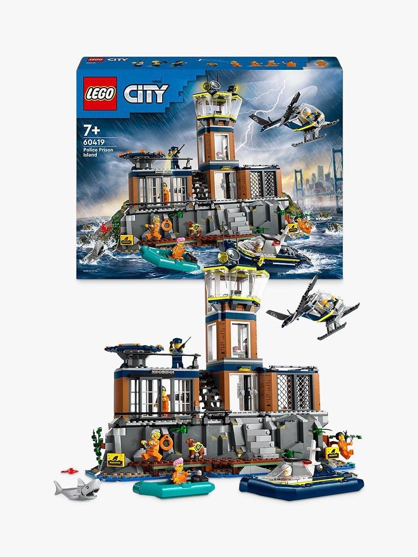 LEGO police prison island building set with helicopter and minifigures 980 pieces, UK version