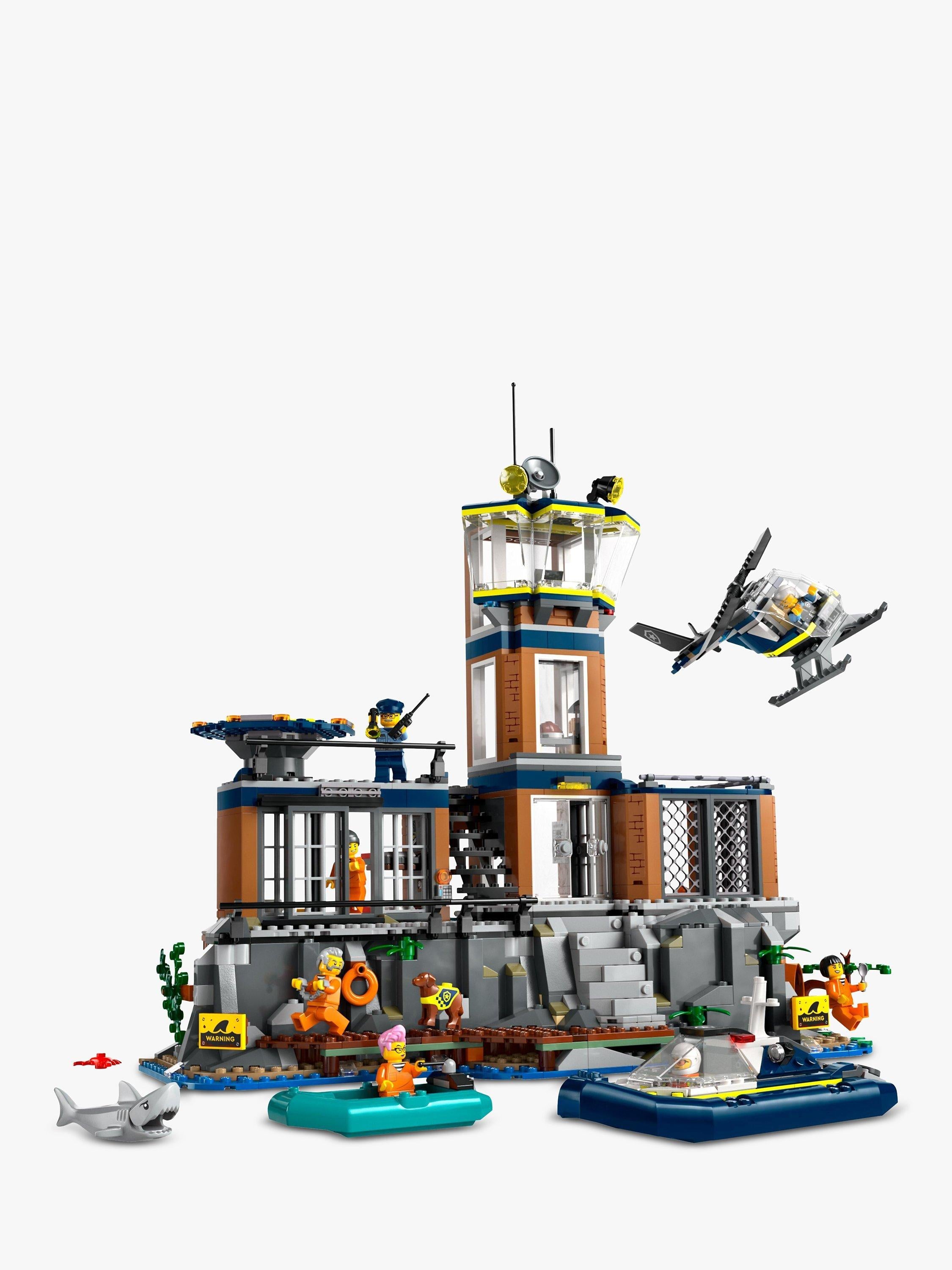 LEGO police prison island building set with helicopter and minifigures 980 pieces, UK version