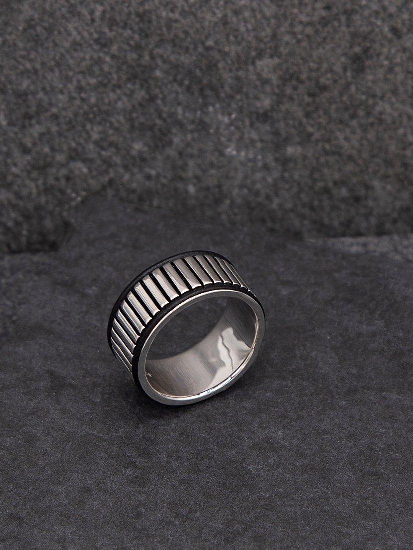 Hoxton London sterling silver leather ribbed ring, imported from the UK