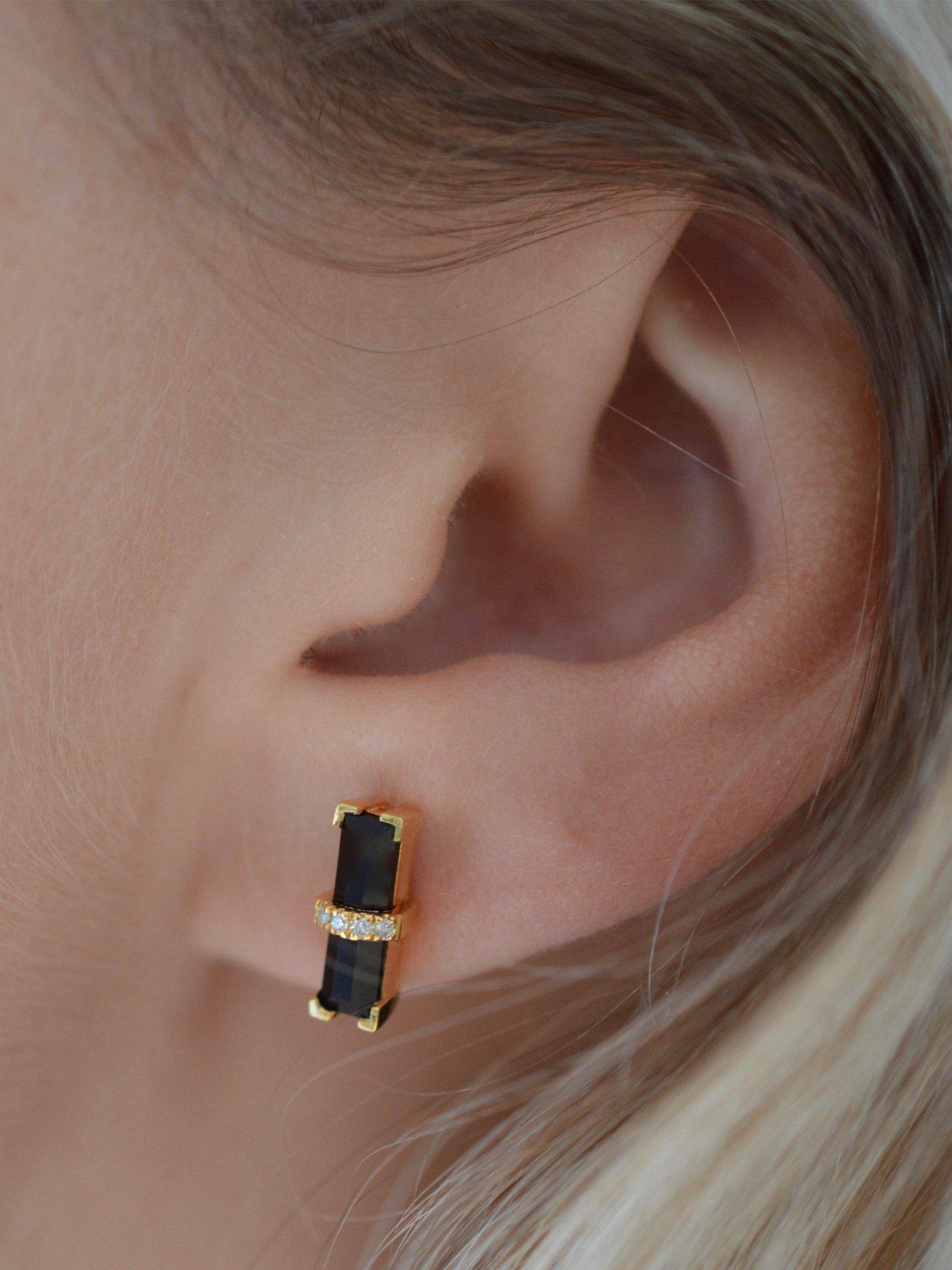 DPT Antwerp onyx diamond stud earrings 0.03ct, imported from the UK
