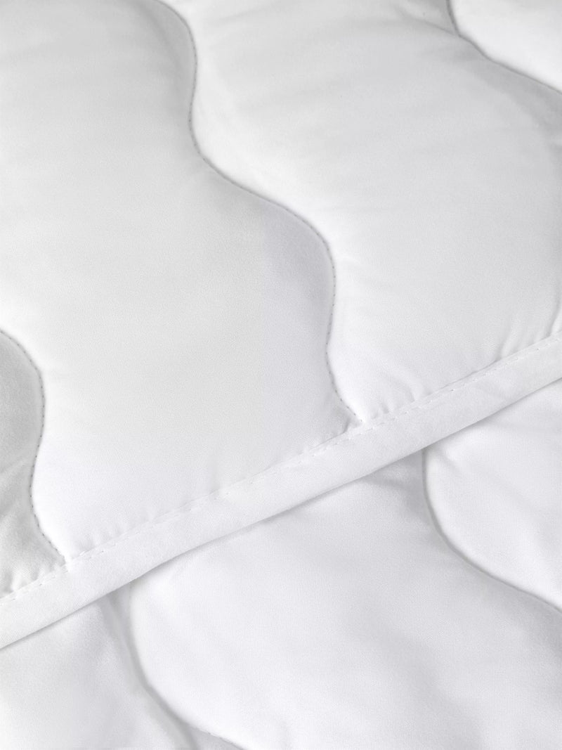 John Lewis duvet and pillow set 4 tog single, UK version