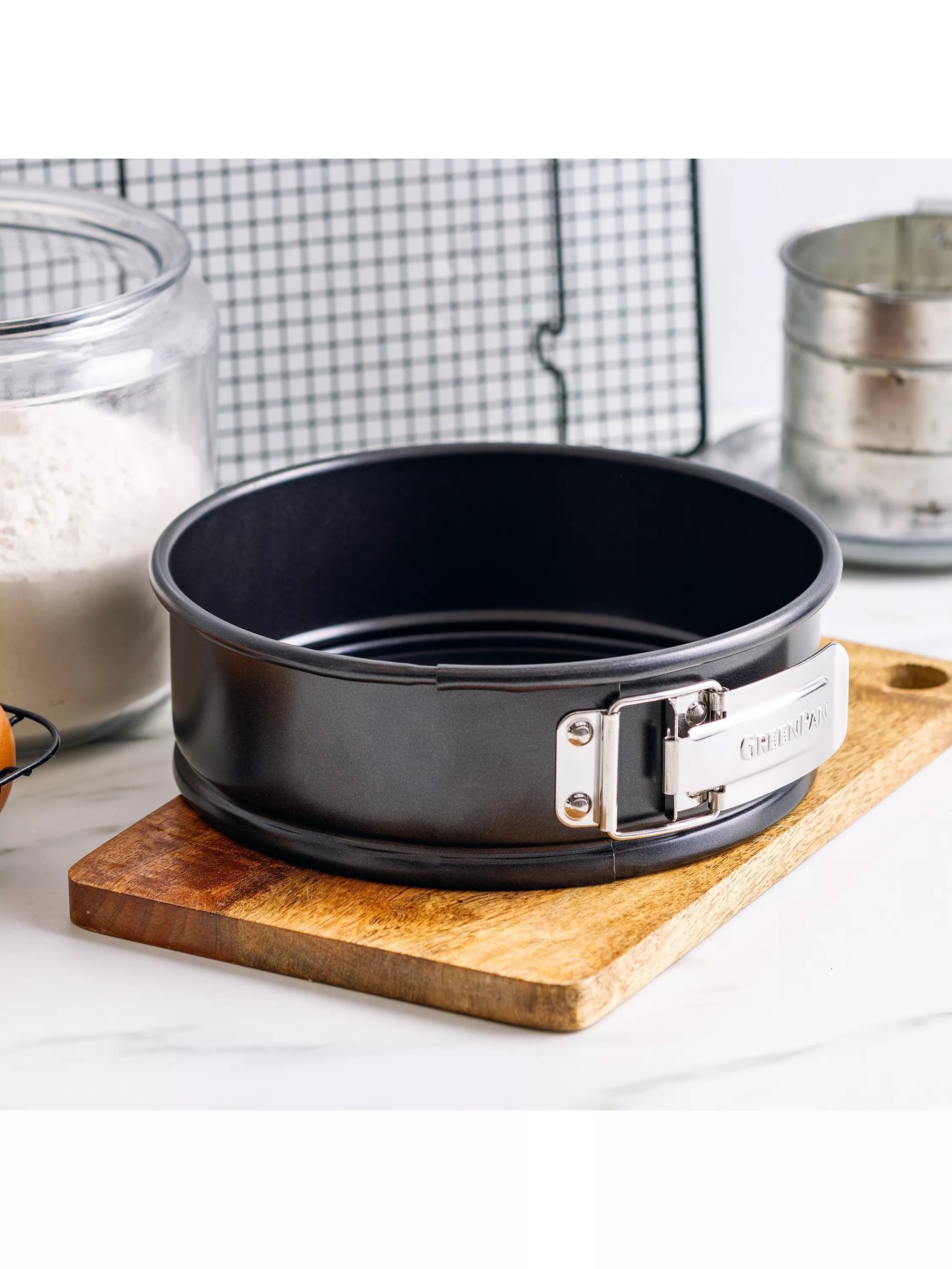 GreenPan non-stick springform cake tin 20cm, UK version