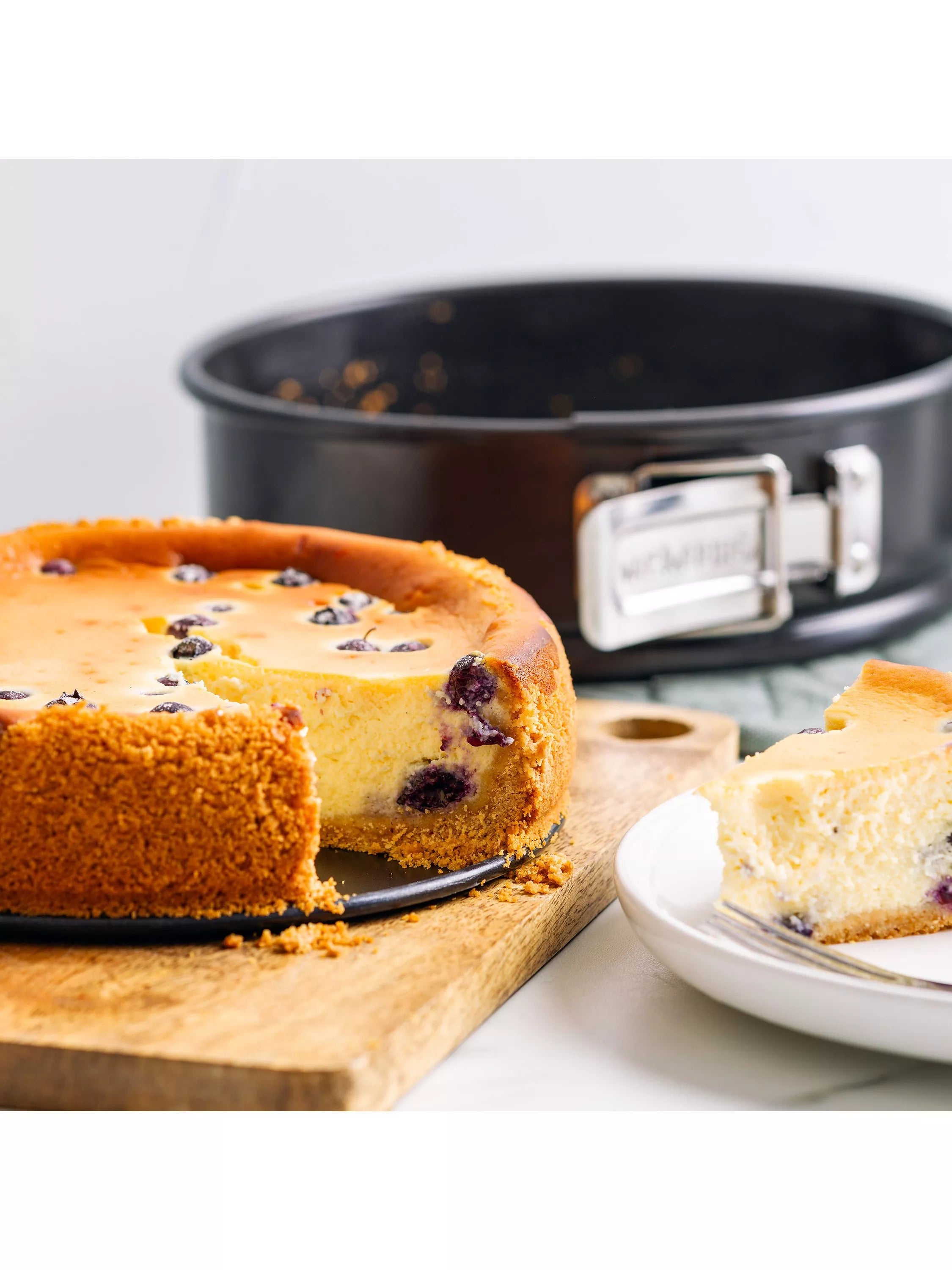 GreenPan non-stick springform cake tin 20cm, UK version