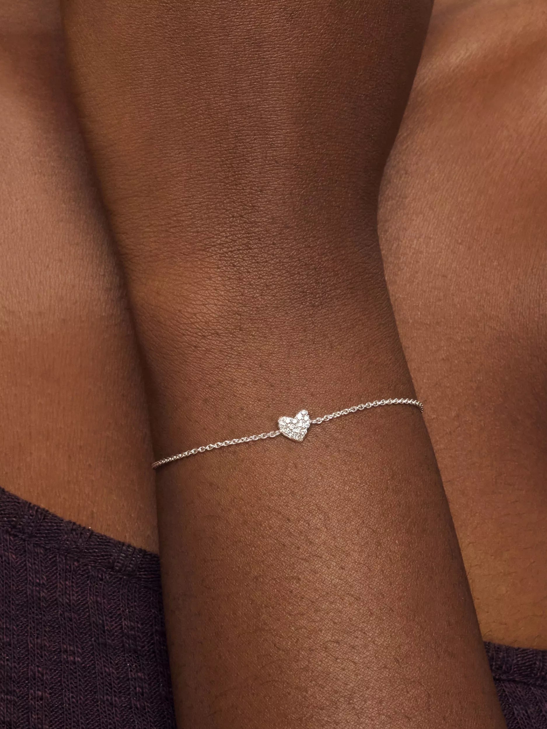 Monica Vinader diamond heart chain bracelet adjustable, imported from the UK