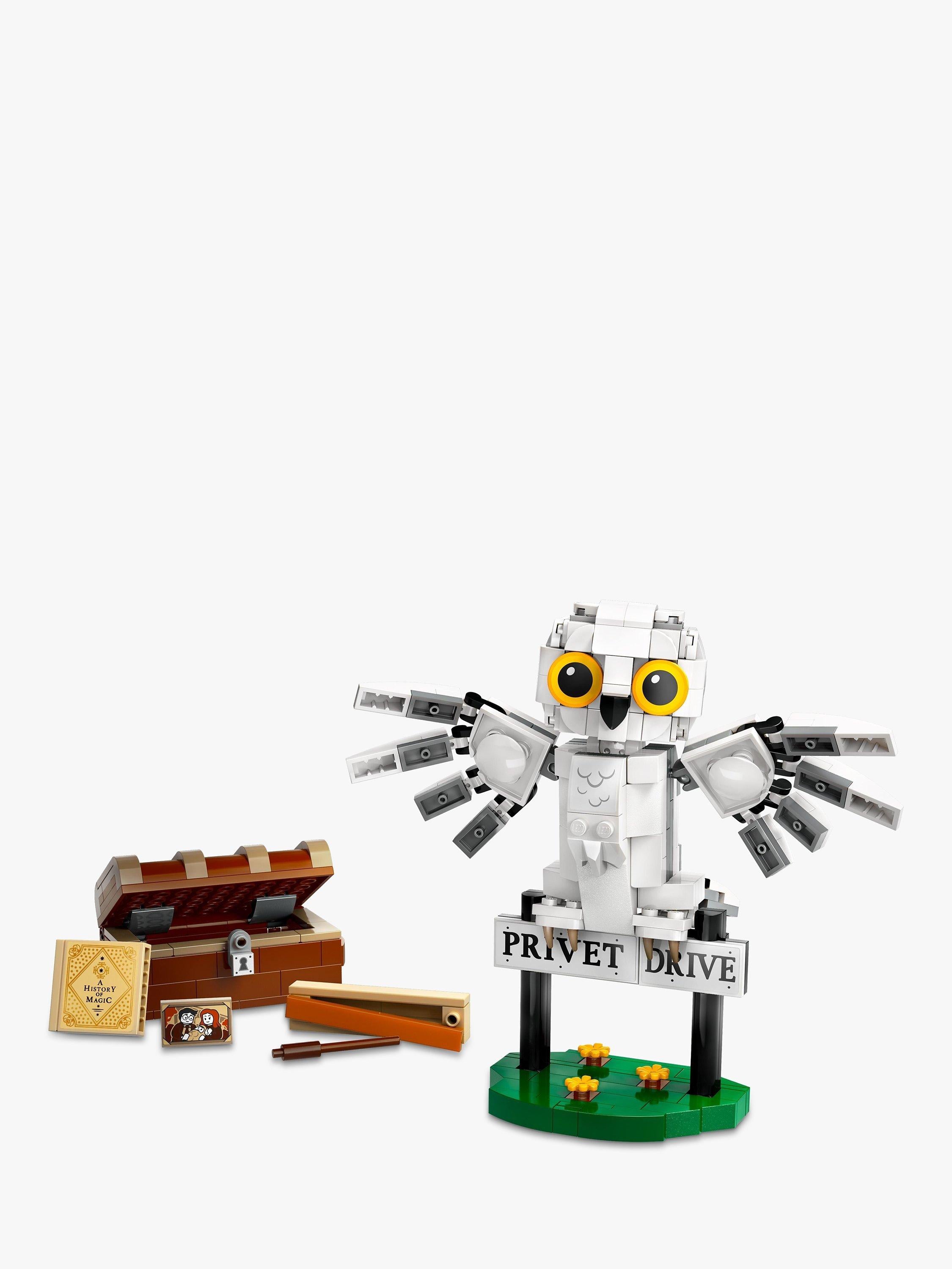 Lego Harry Potter Hedwig at 4 Privet Drive building set, UK version
