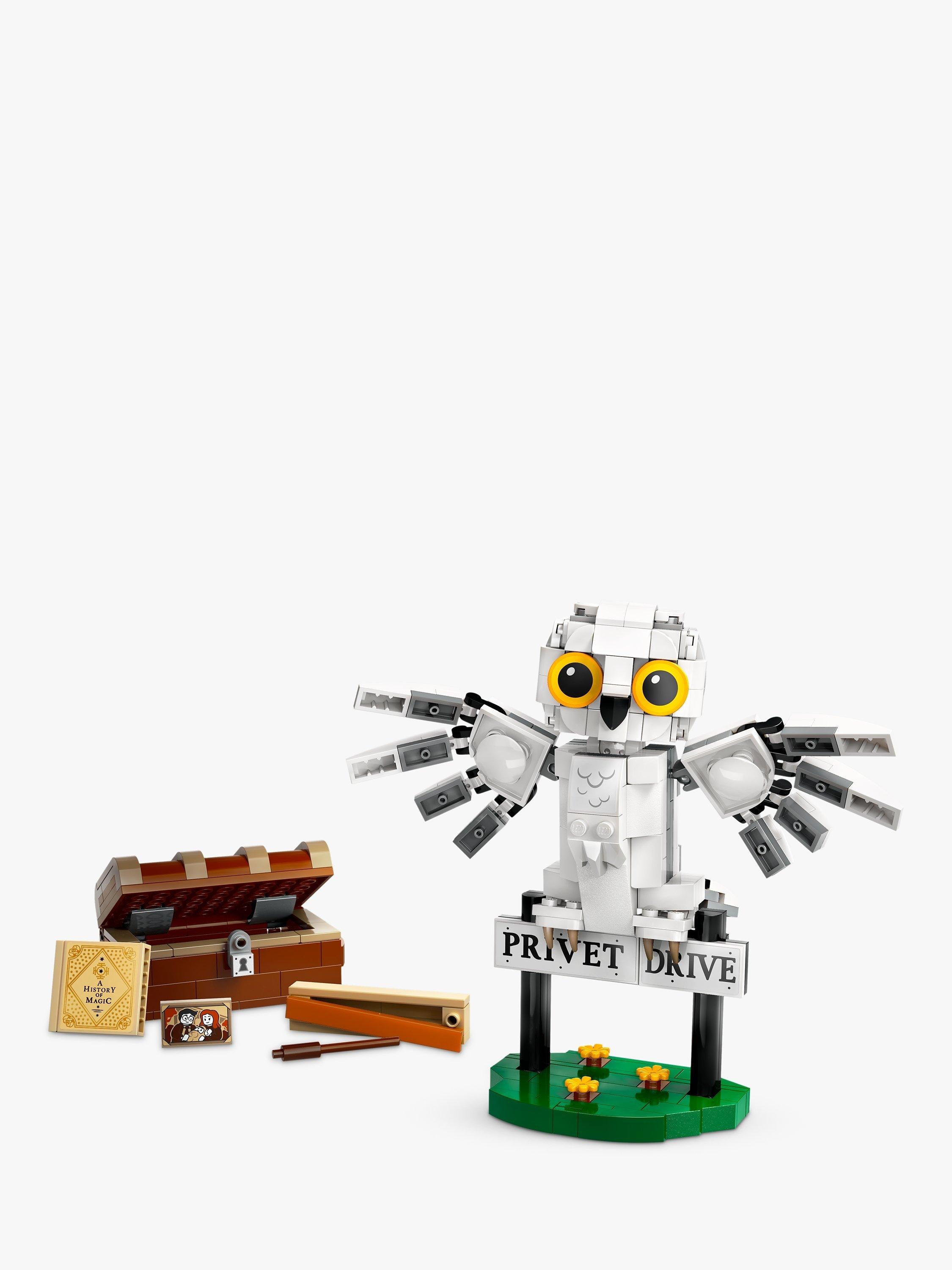 Lego Harry Potter Hedwig at 4 Privet Drive building set, UK version