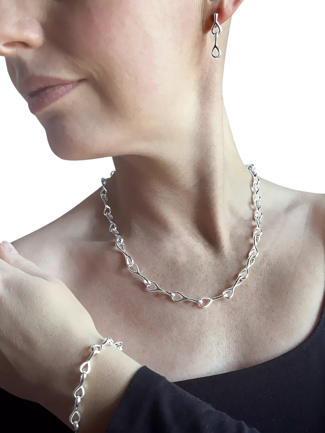 Nina B sterling silver keyhole bracelet, imported from the UK