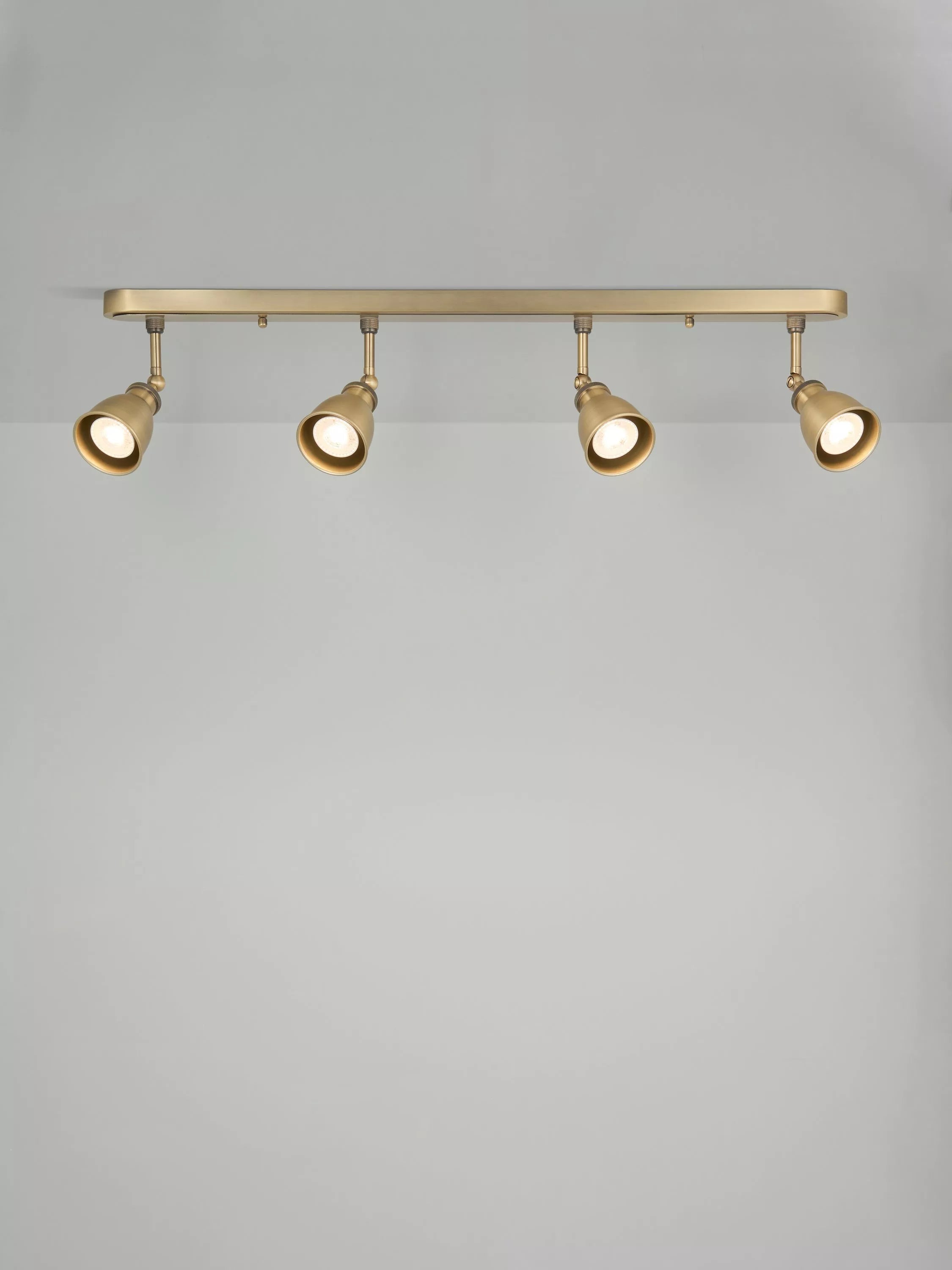 John Lewis Baldwin 4-Strahler Deckenbalken Antik-Finish - Britisches Produkt