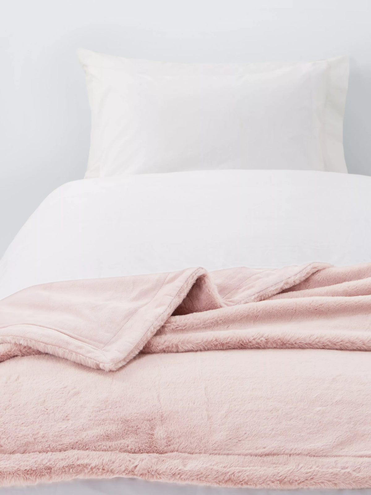 John Lewis kids' faux fur blanket, UK version