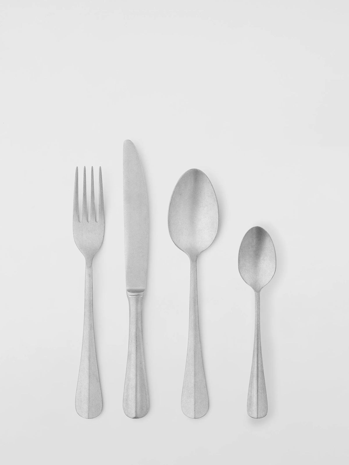 John Lewis farmhouse stonewash cutlery set with 4 pieces, UK version