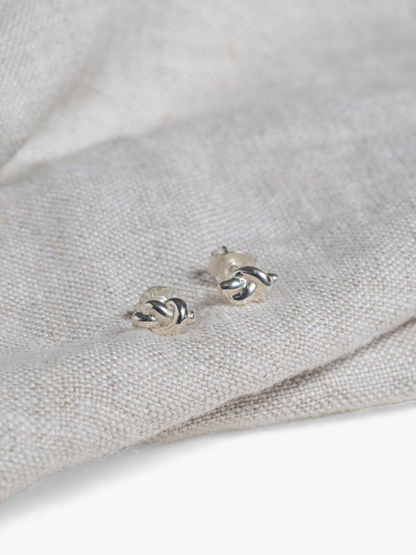 Boucles d'oreilles clous nœud nautique en argent sterling Auree, version britannique