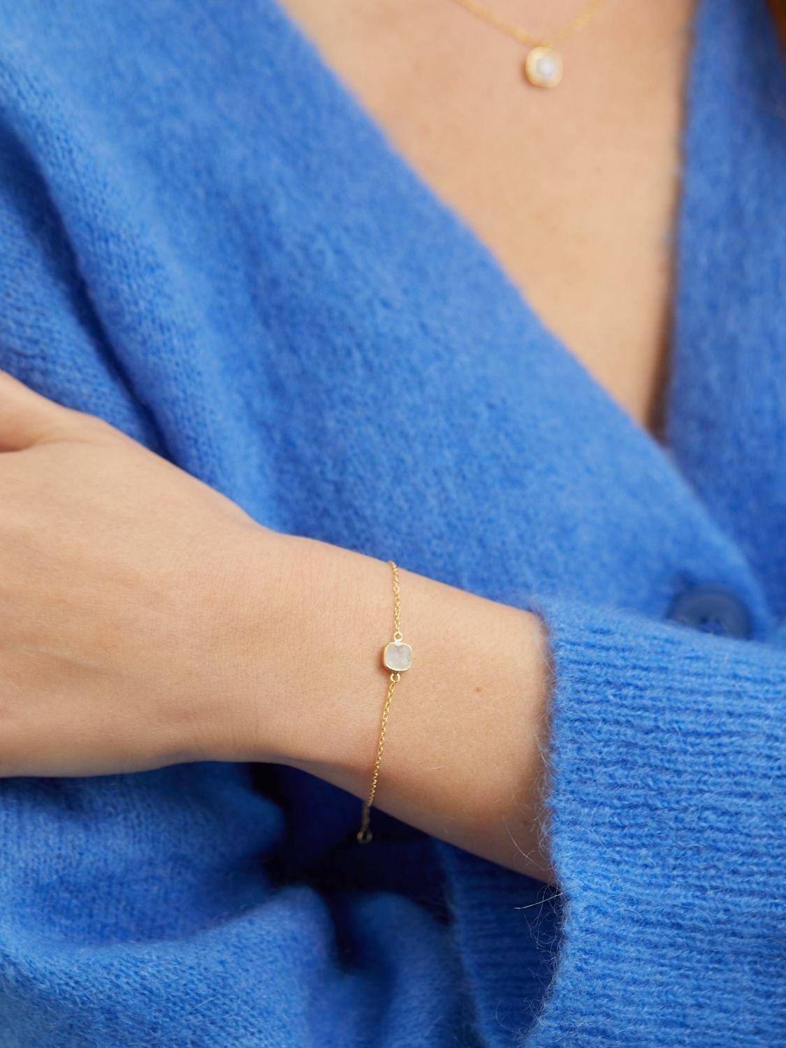 Bracelet chaîne lune Auree vermeil or pierre précieuse, version UK