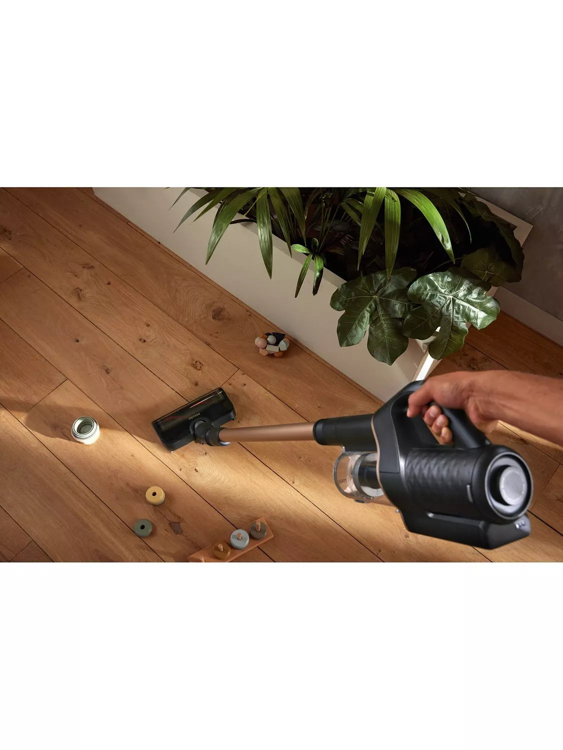 Miele cordless vacuum cleaner Rose Gold, imported from the UK