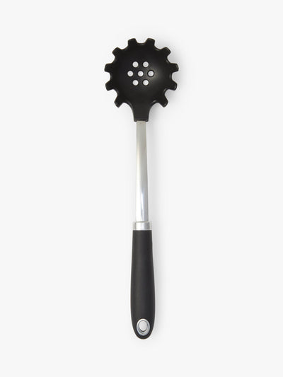 John Lewis Soft Grip Håndtak Nylon Spaghetti Skje Sølv/Svart Pastatilbehør