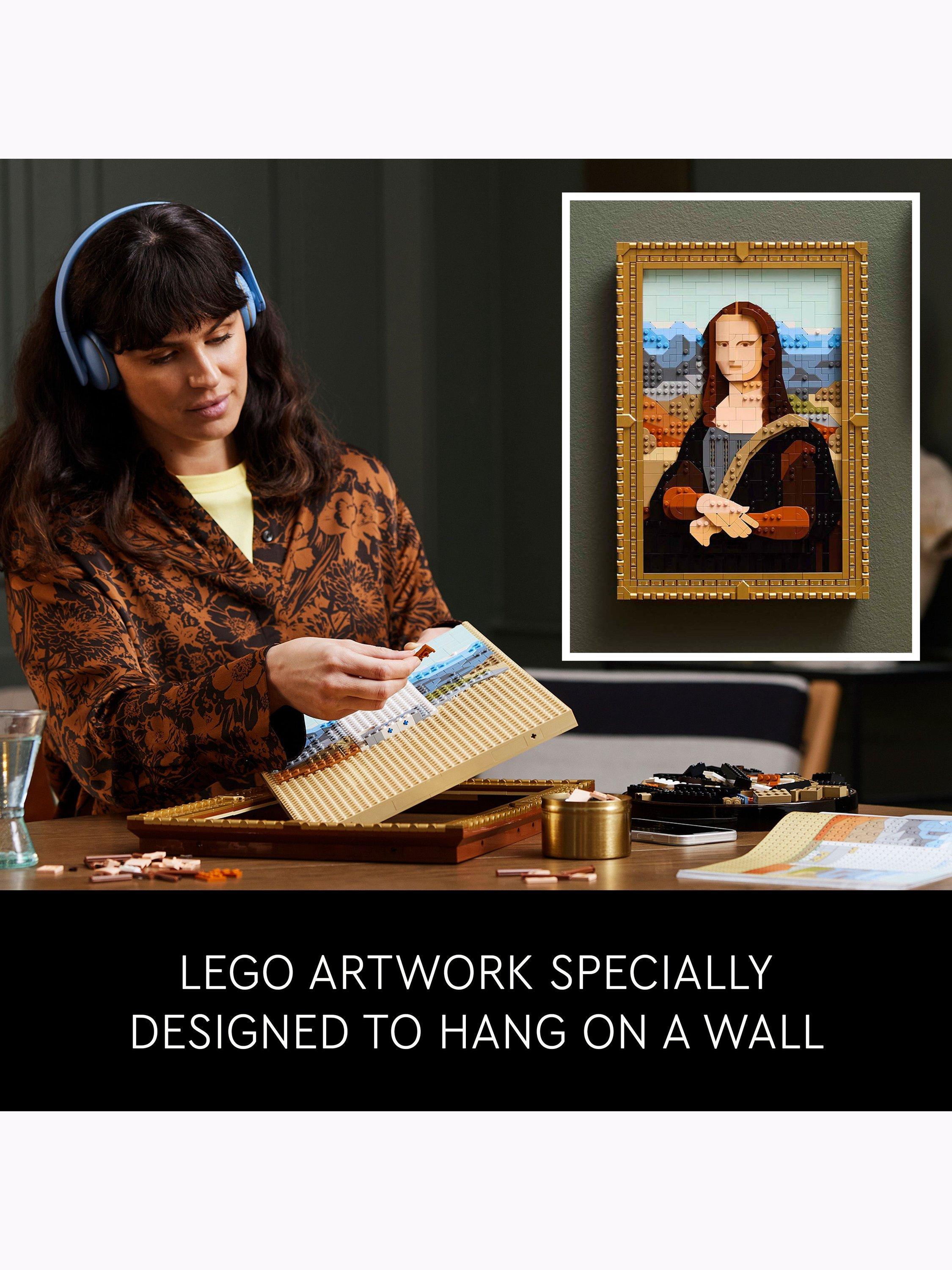 Lego Mona Lisa building set, UK version