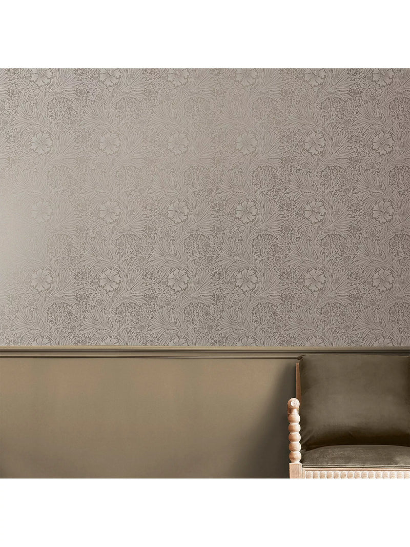 William Morris Marigold Fibrous Wallpaper (British brand)