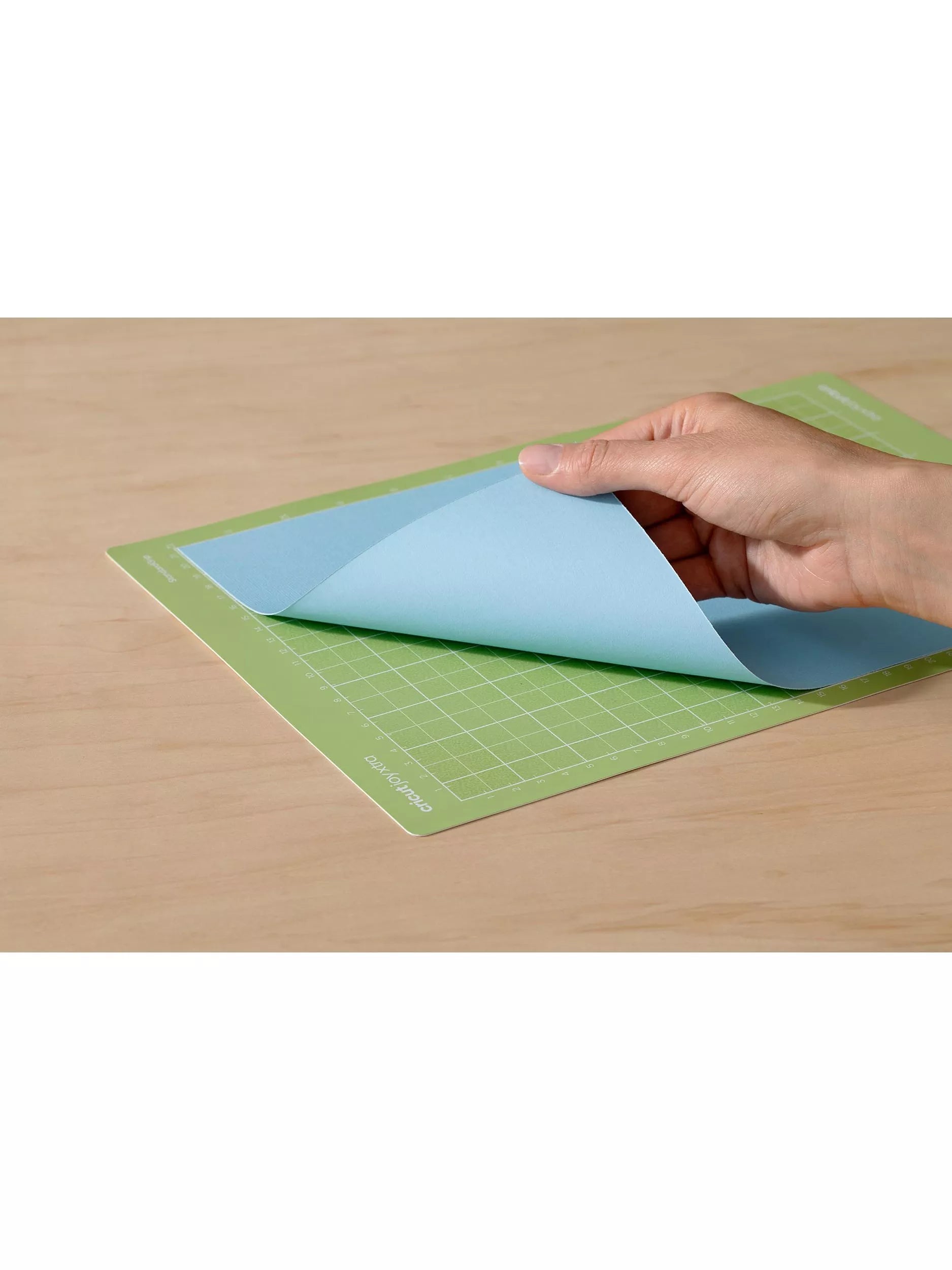 Cricut standard grip cutting mat 21.6x30.5cm - British product