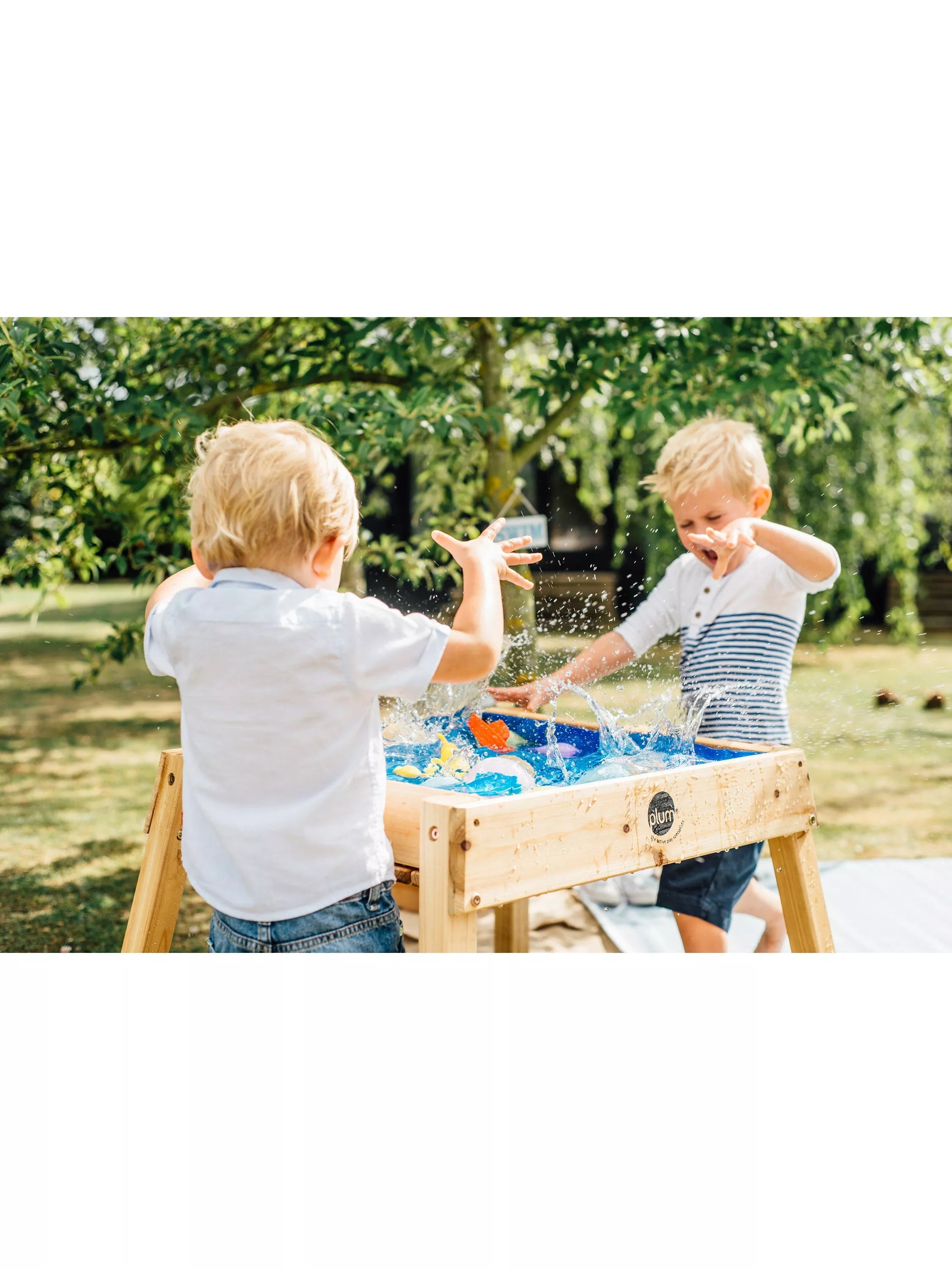 Plum sand and water activity table - British product