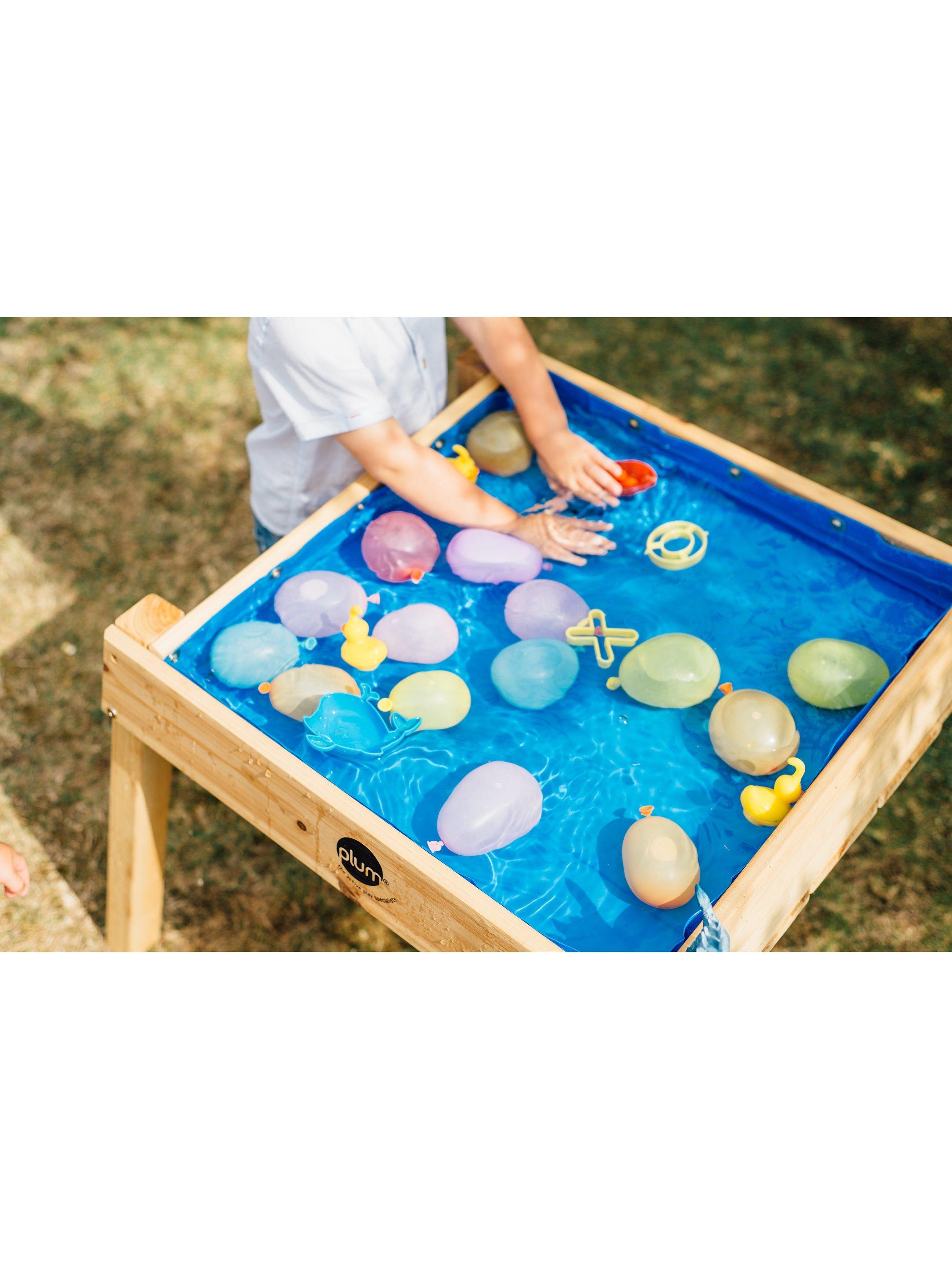 Plum sand and water activity table - British product