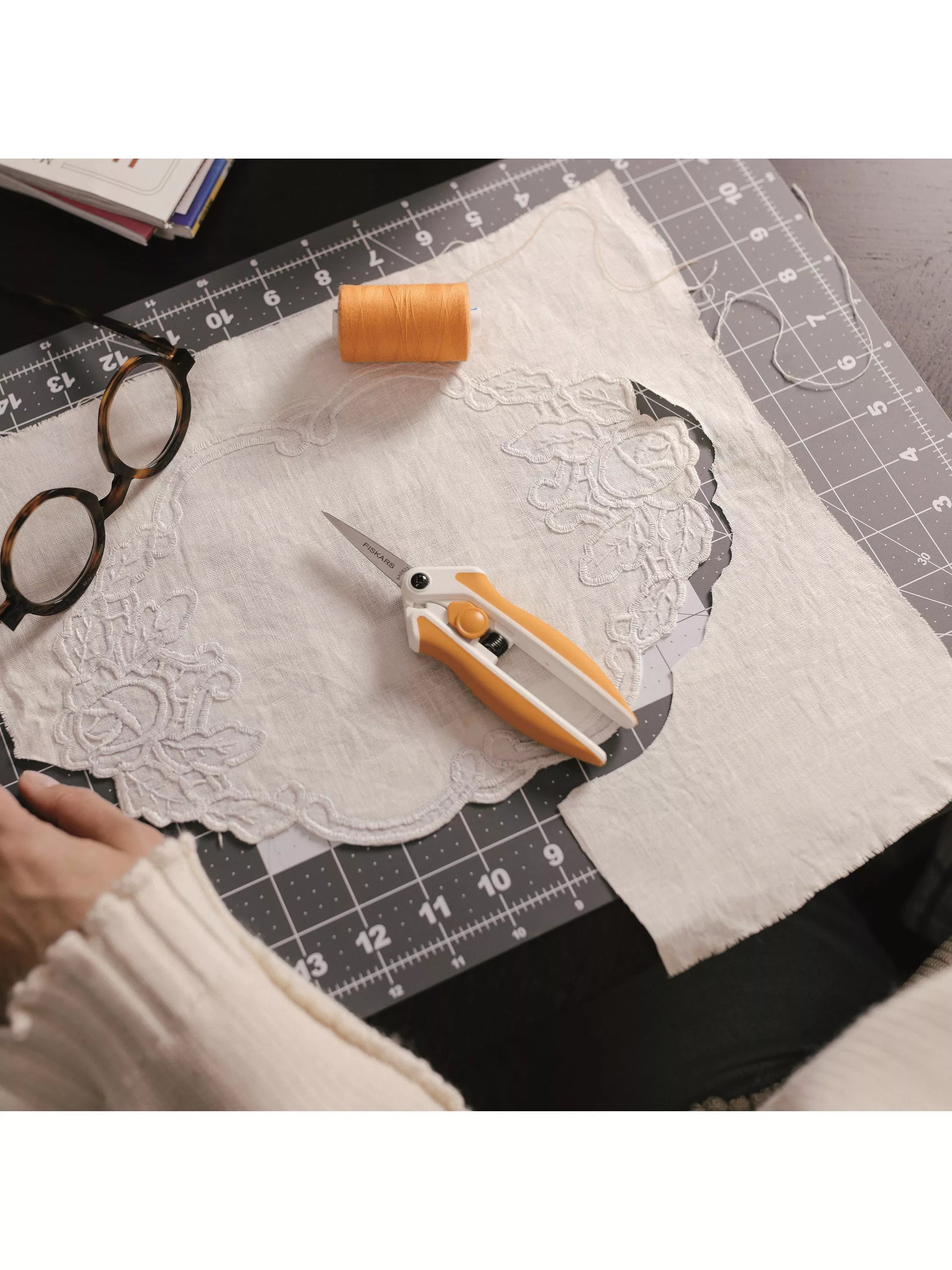 Fiskars sewing scissors 15cm Softgrip Easy Action (British brand)