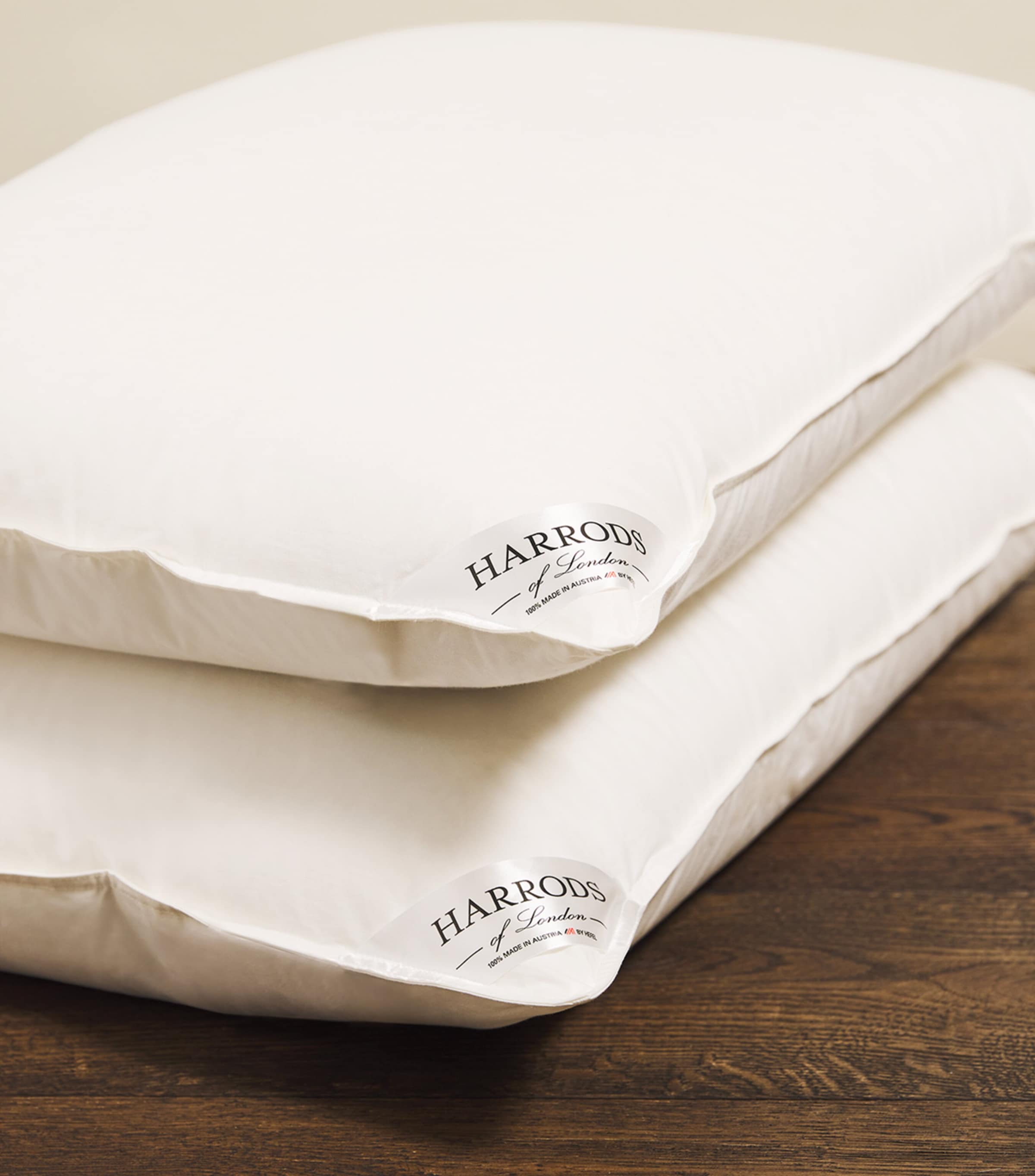 Harrods of London Soft Matterhorn Goose Down Pillow 50cm x 75cm, UK version