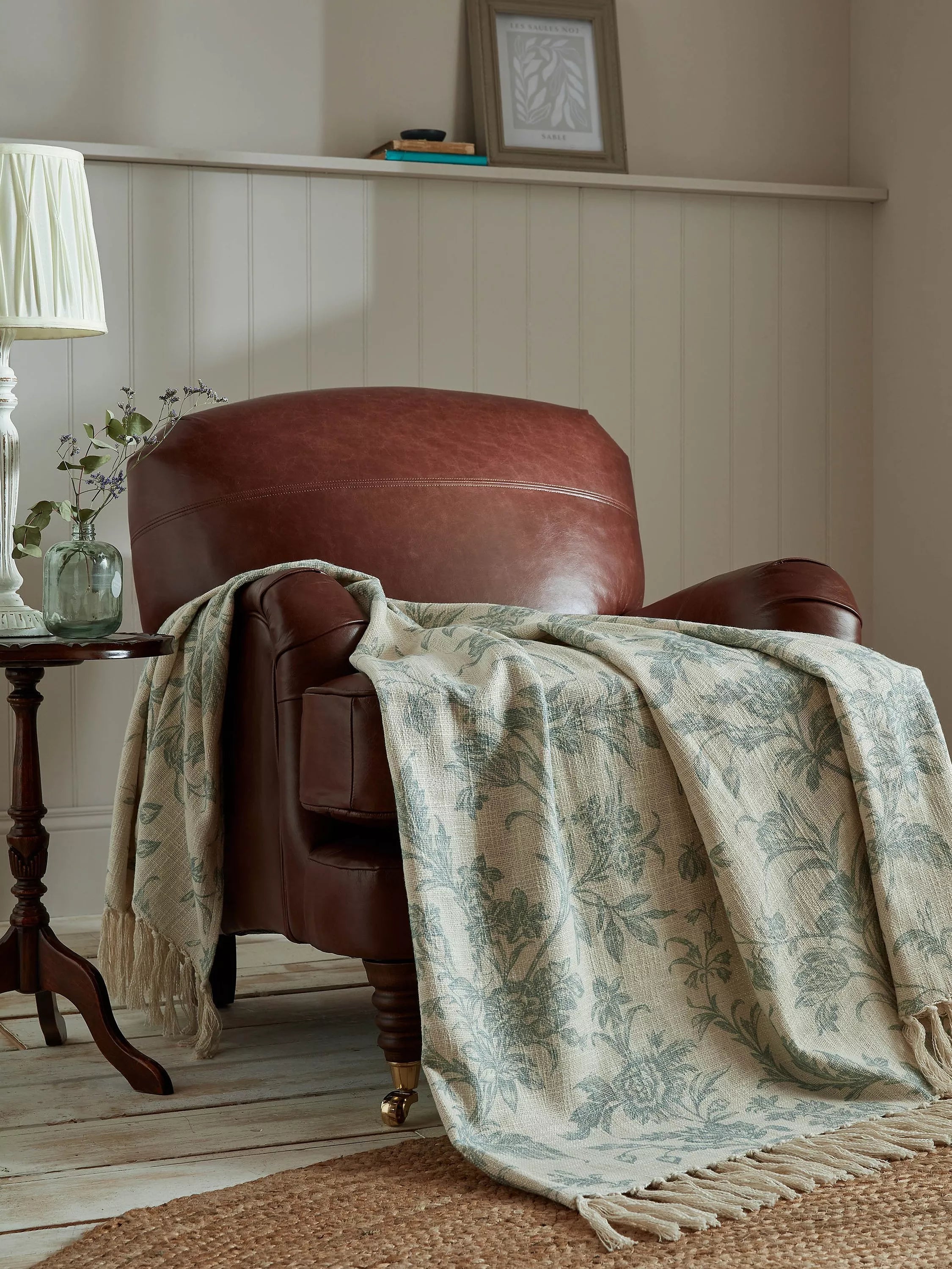 Laura Ashley Lloyd throw, UK version