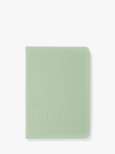 Agenda A5 2025 jour par page John Lewis avec couvertures recyclées et intégration QR Code - Acheter en ligne chez McGrocer