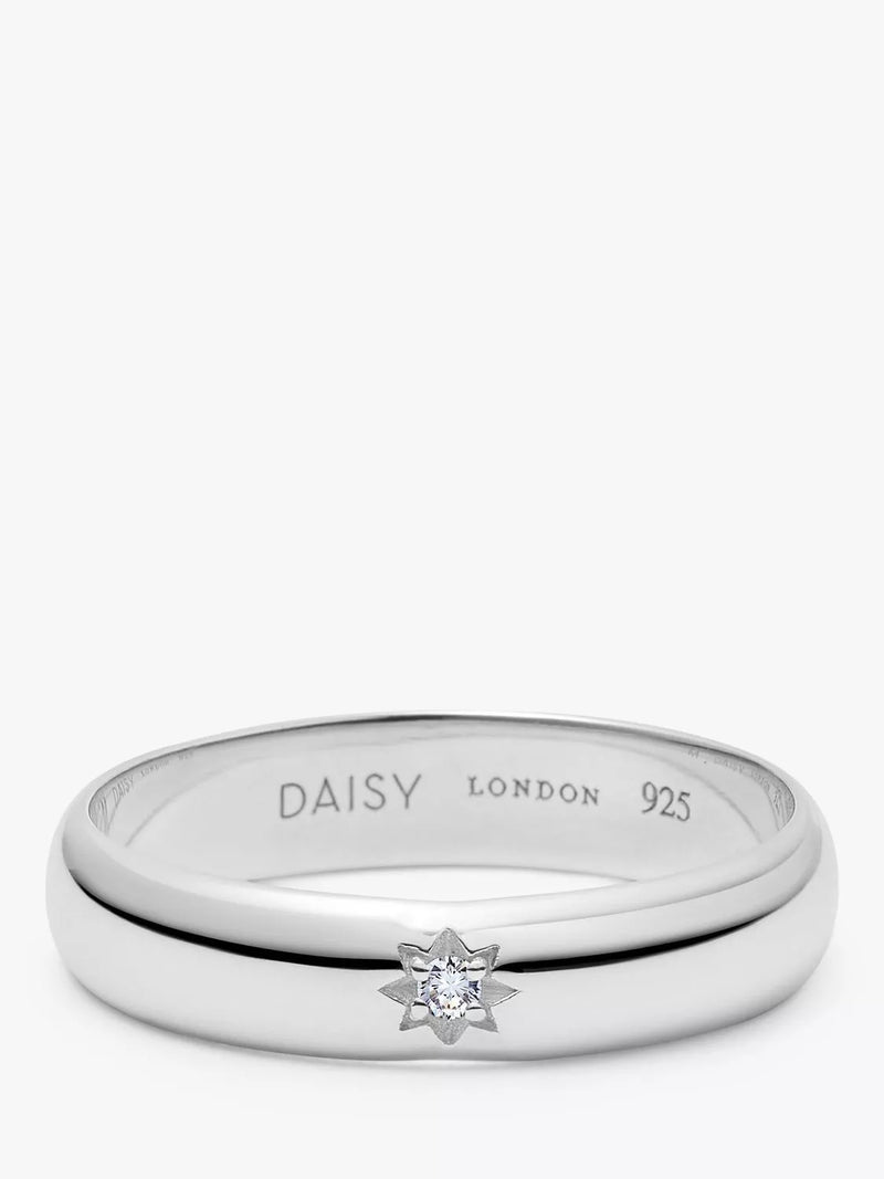 Daisy London Topaz Engraved Star Band Ring Silver