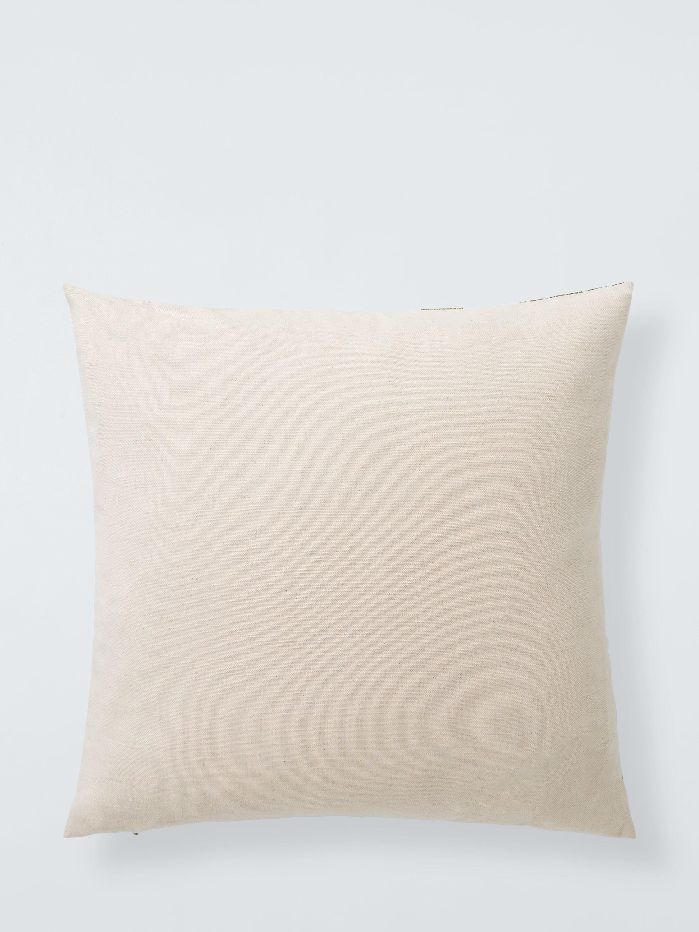Disney Home Sanderson Winnie the Pooh multi-colour cushion - British product