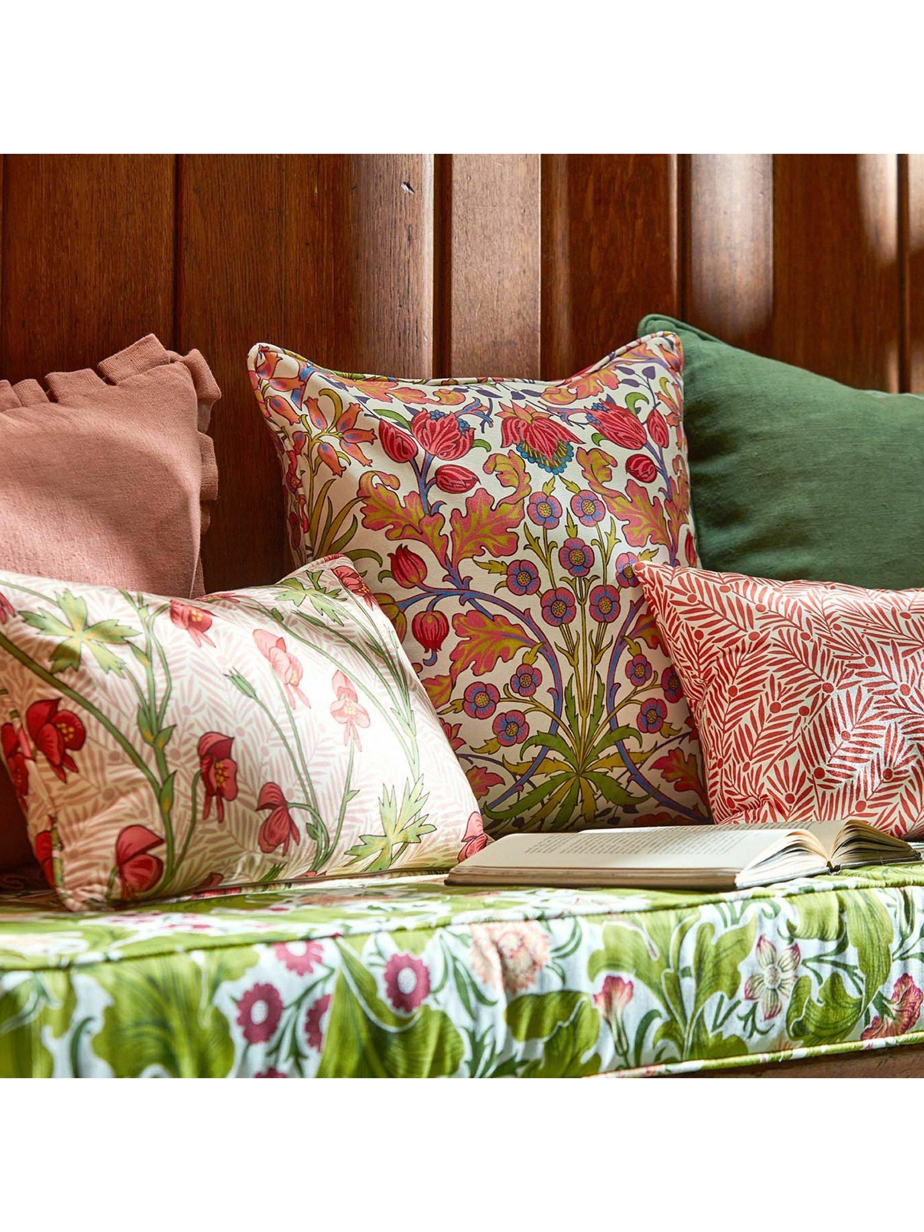 Morris & Co. Hyacinth furnishing fabric Cosmo Pink, UK version