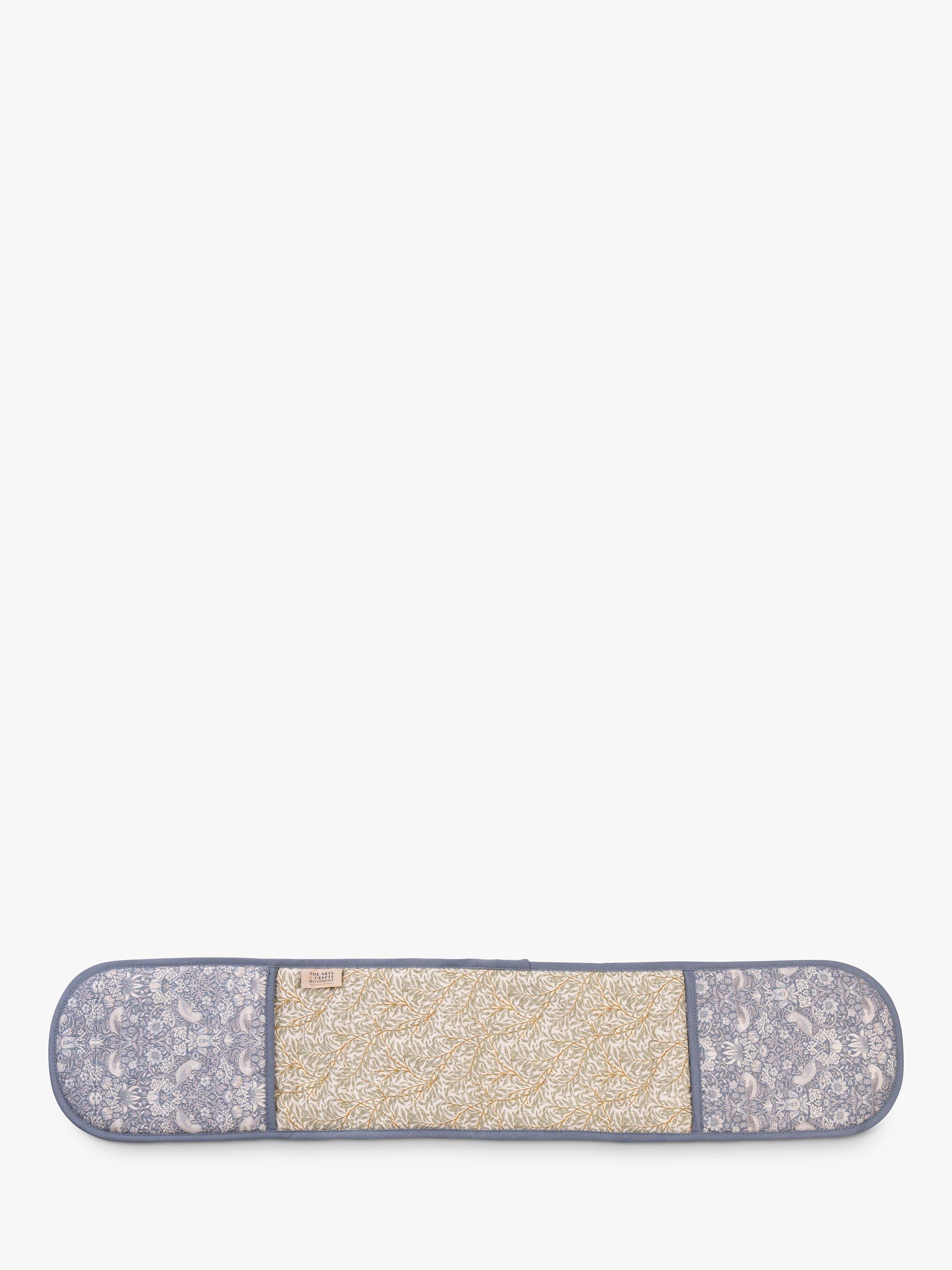 William Morris double oven glove in blue, made from 100% cotton (British brand)