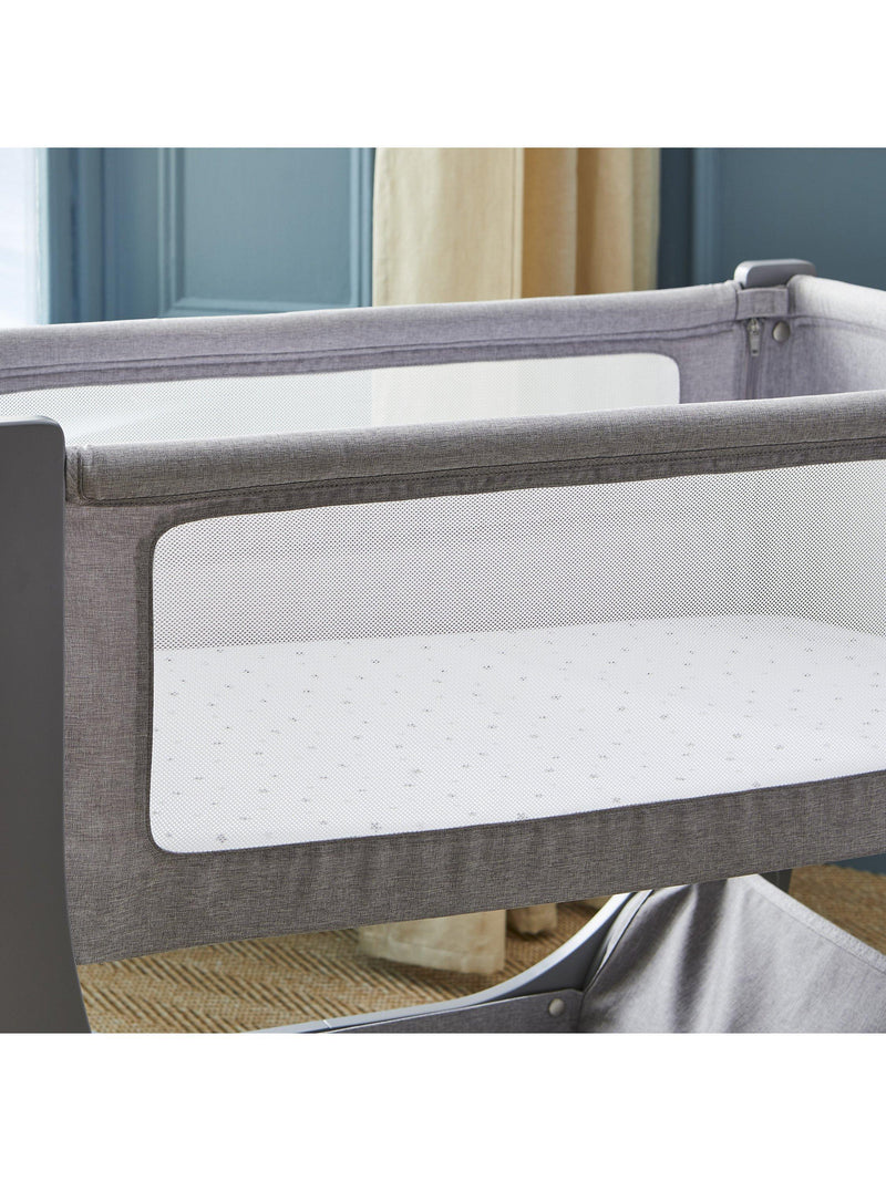 Shnuggle Air Lite Bedside Nursery Crib (British brand)