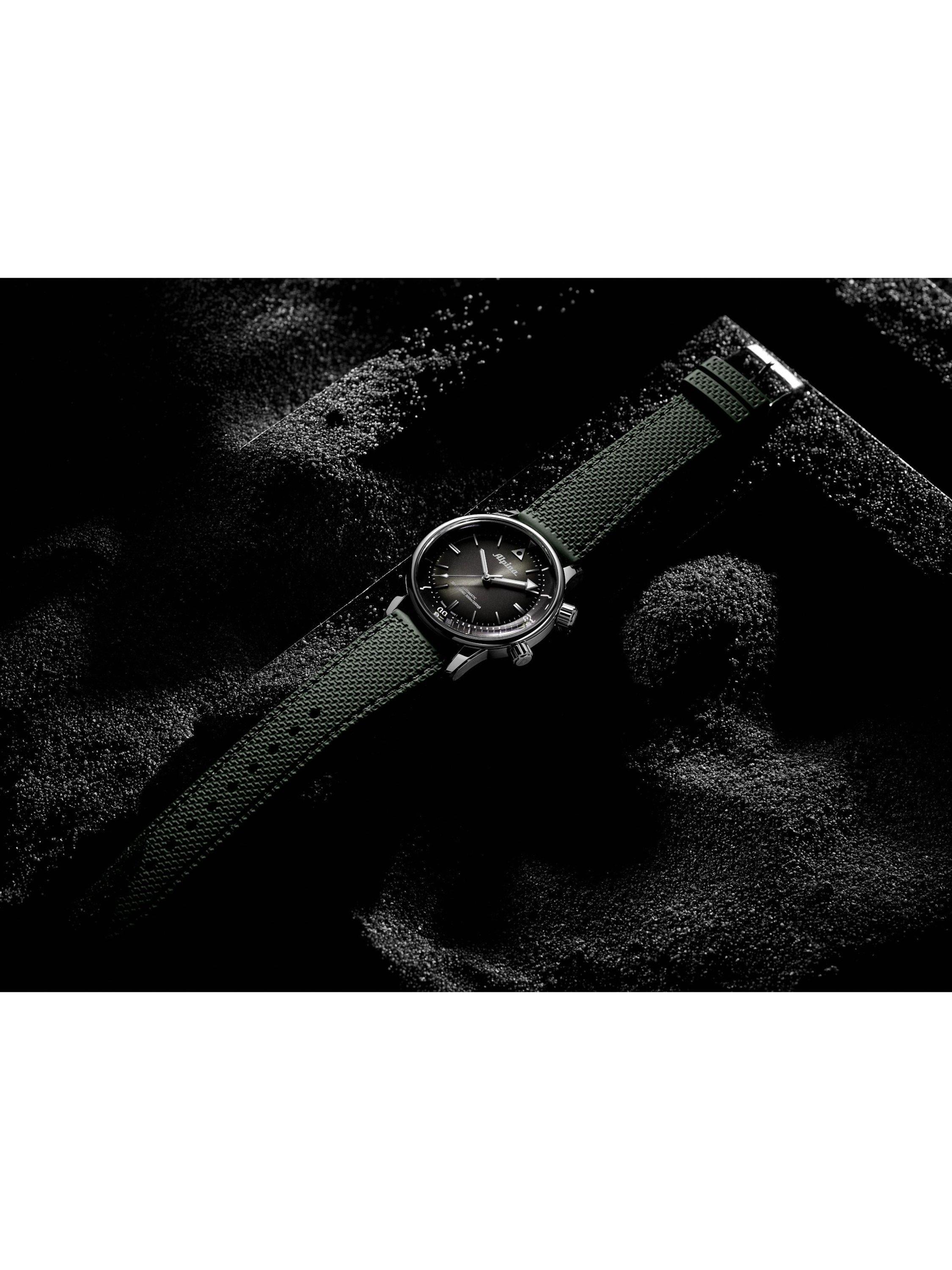 Alpina Seastrong Diver 300 Heritage leather strap watch 42mm - British product