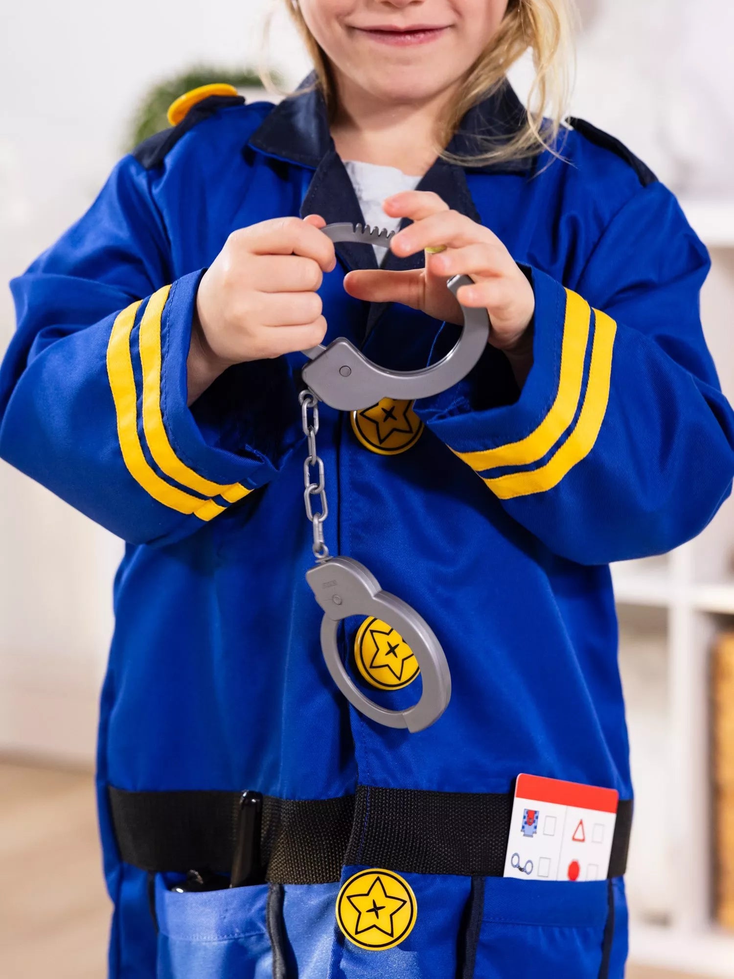 Melissa & Doug kids police officer costume 3 years, UK version