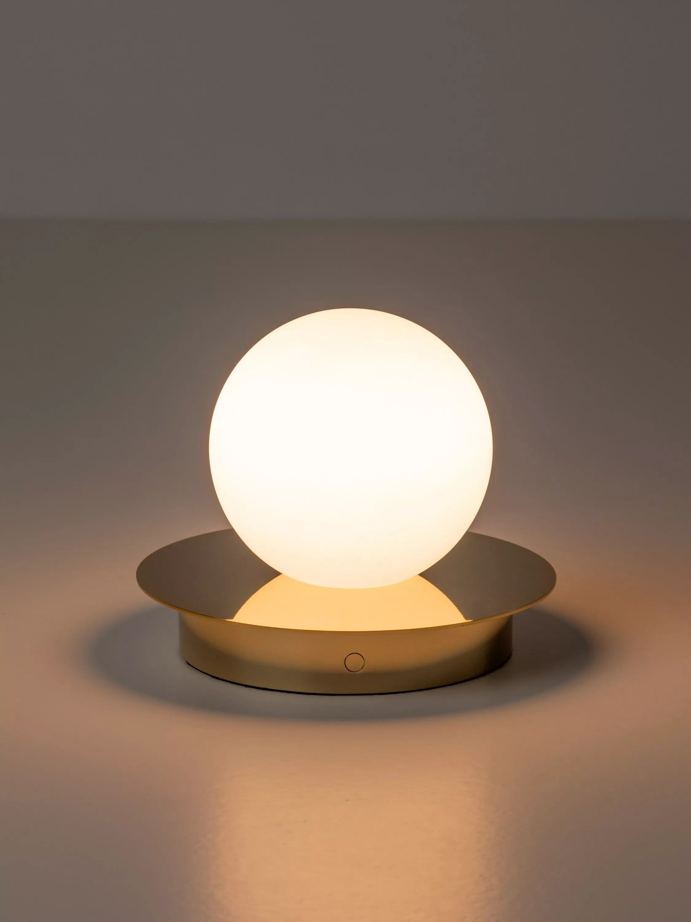 houseof Opal Disk rechargeable table lamp brass (British brand)