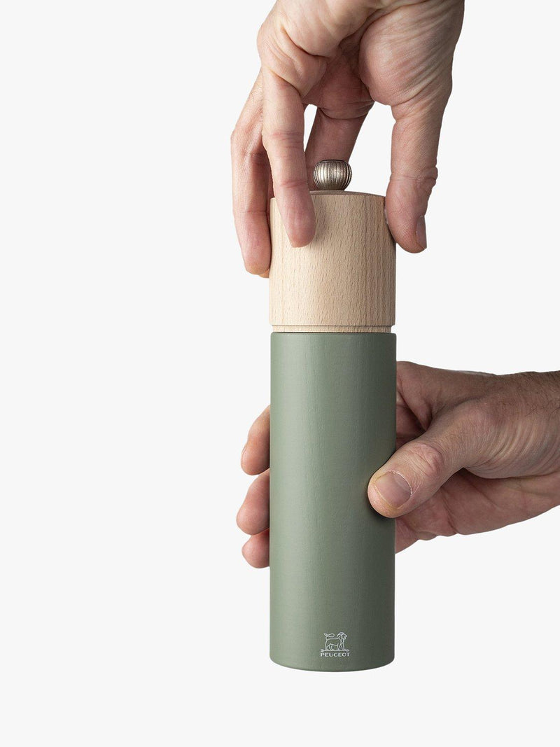 Peugeot Boreal Pfeffermühle Buchenholz 21,5cm, importiert aus Großbritannien