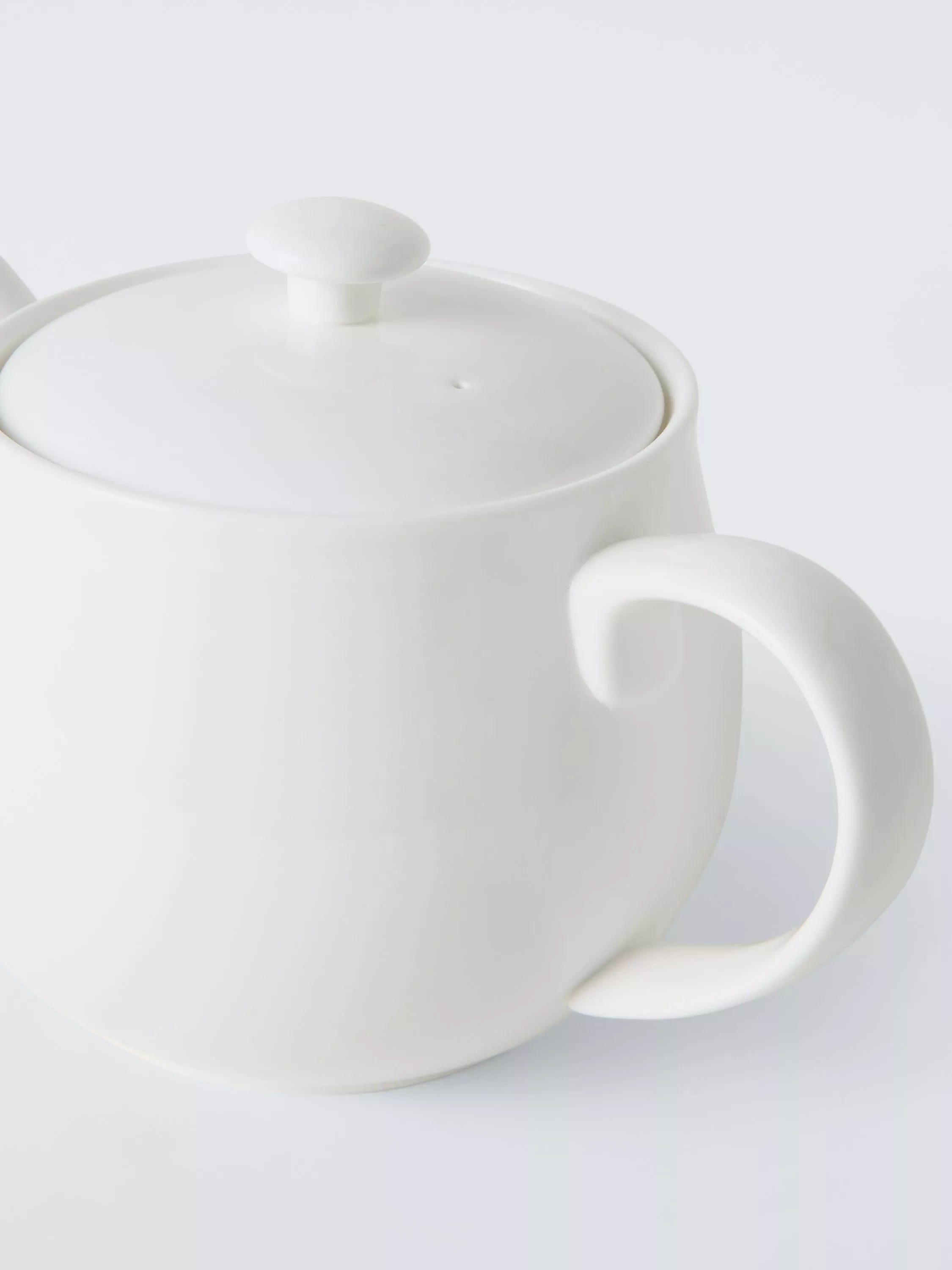 John Lewis Queensberry Hunt white bone china teapot 1.1L, UK version