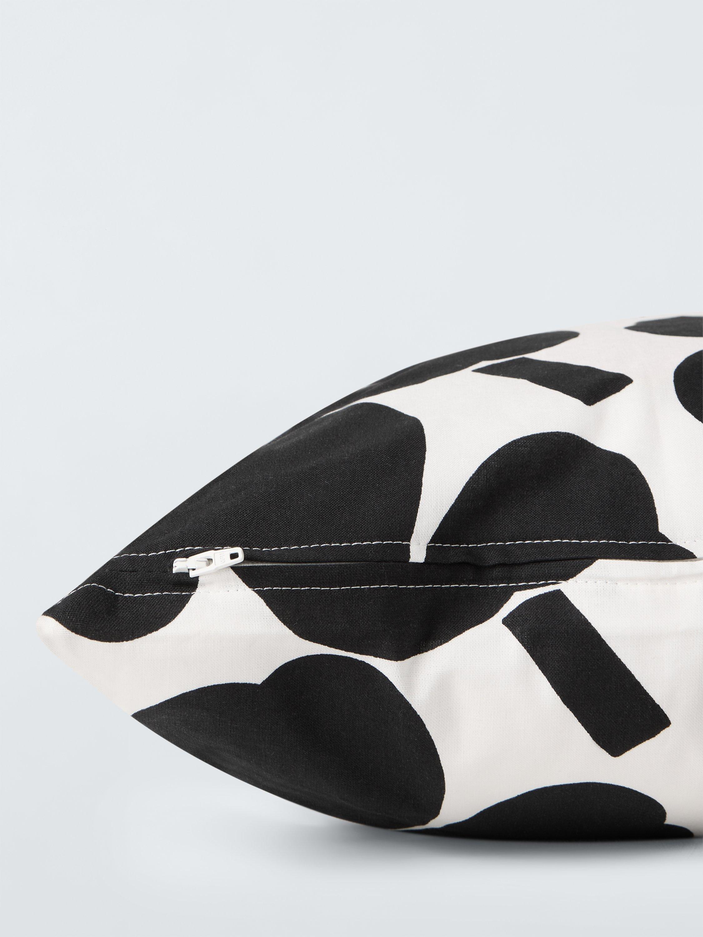 Marimekko Pieni Unikko cushion cover 50x50cm (British brand)
