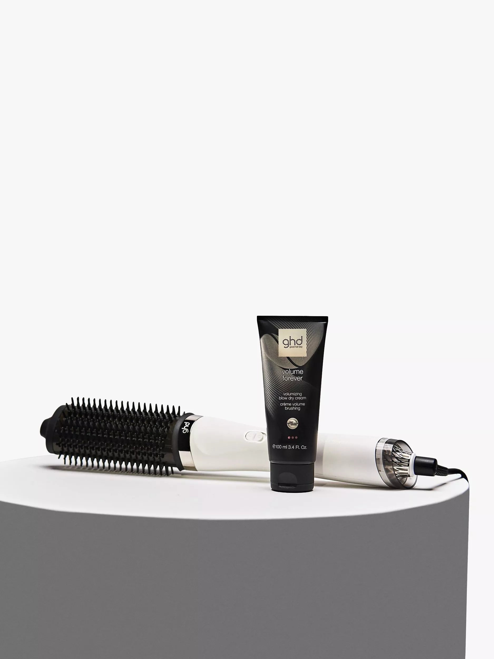 ghd Duet Blowdry hair dryer brush white, imported from the UK
